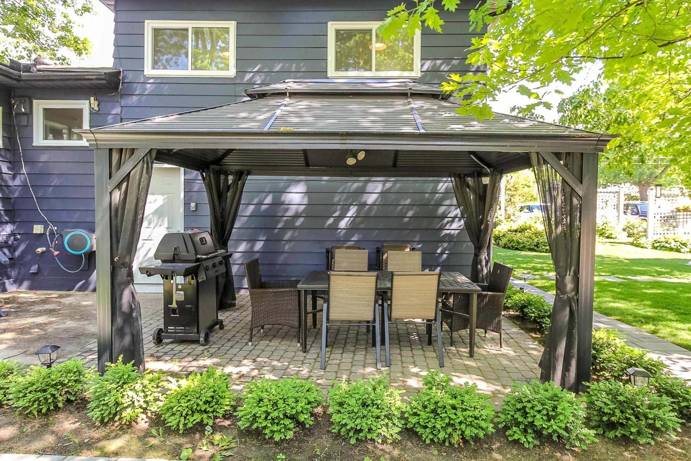 Adrian's Wasaga Rentals