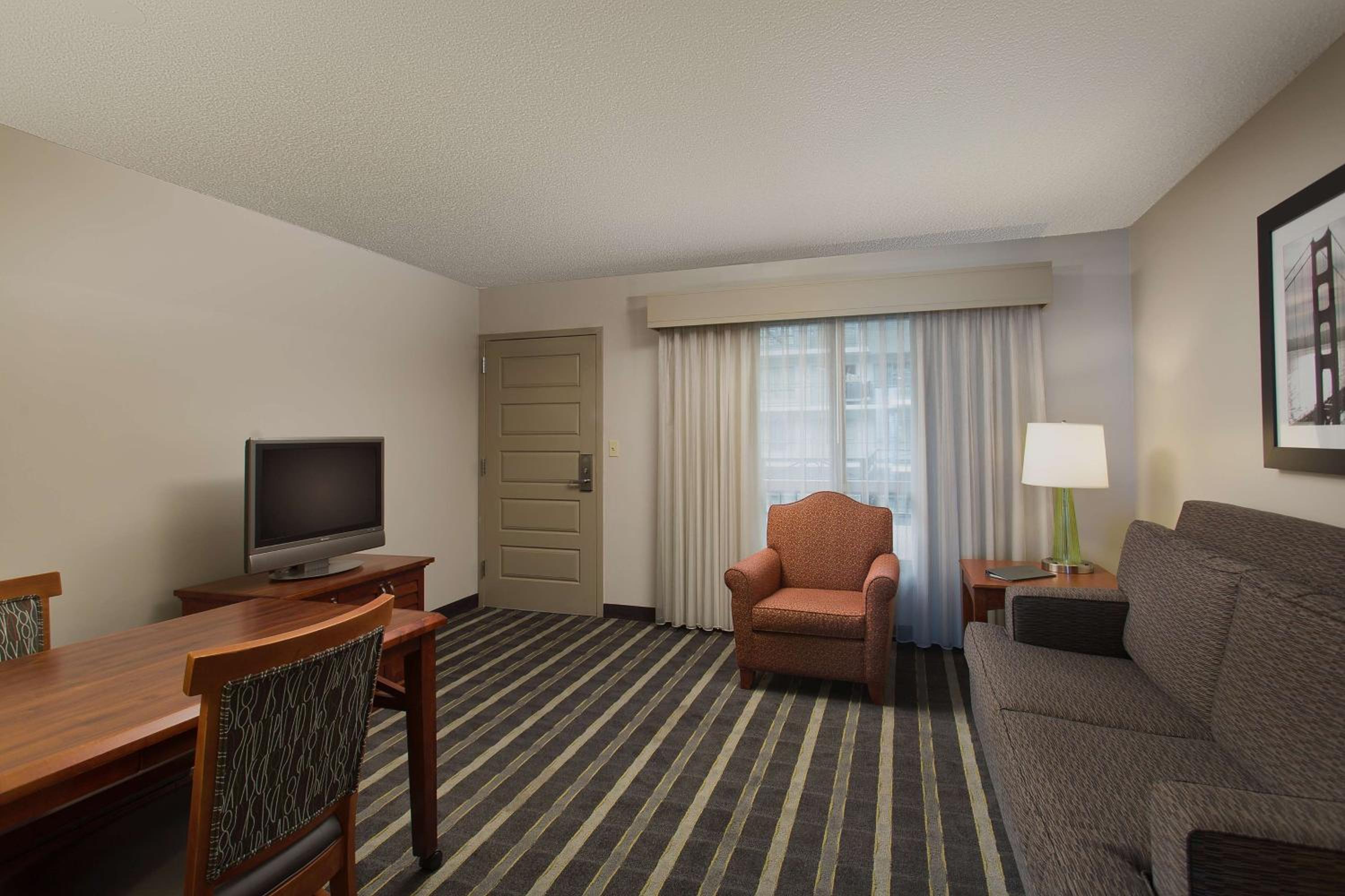 Embassy Suites San Francisco Airport - Waterfront - Property Image 10