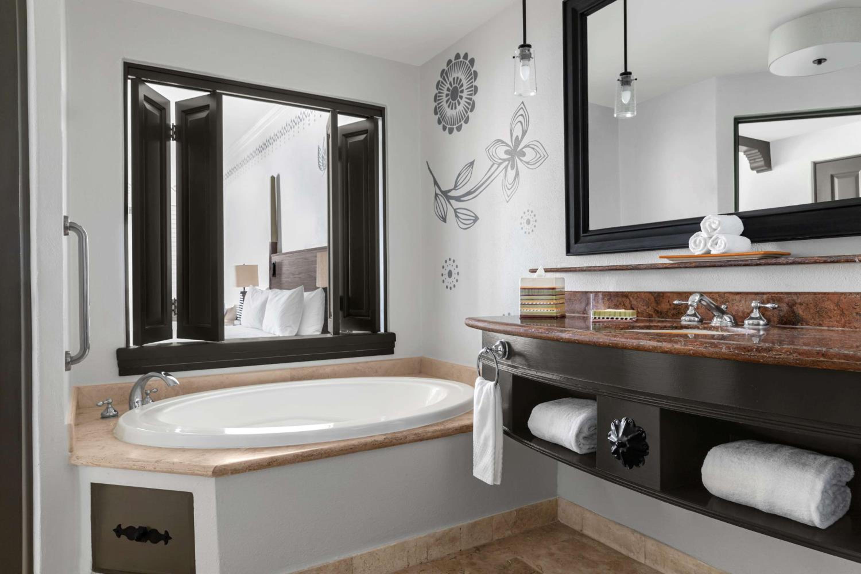 Los Cabos Vacations - Hilton Los Cabos - Property Image 40