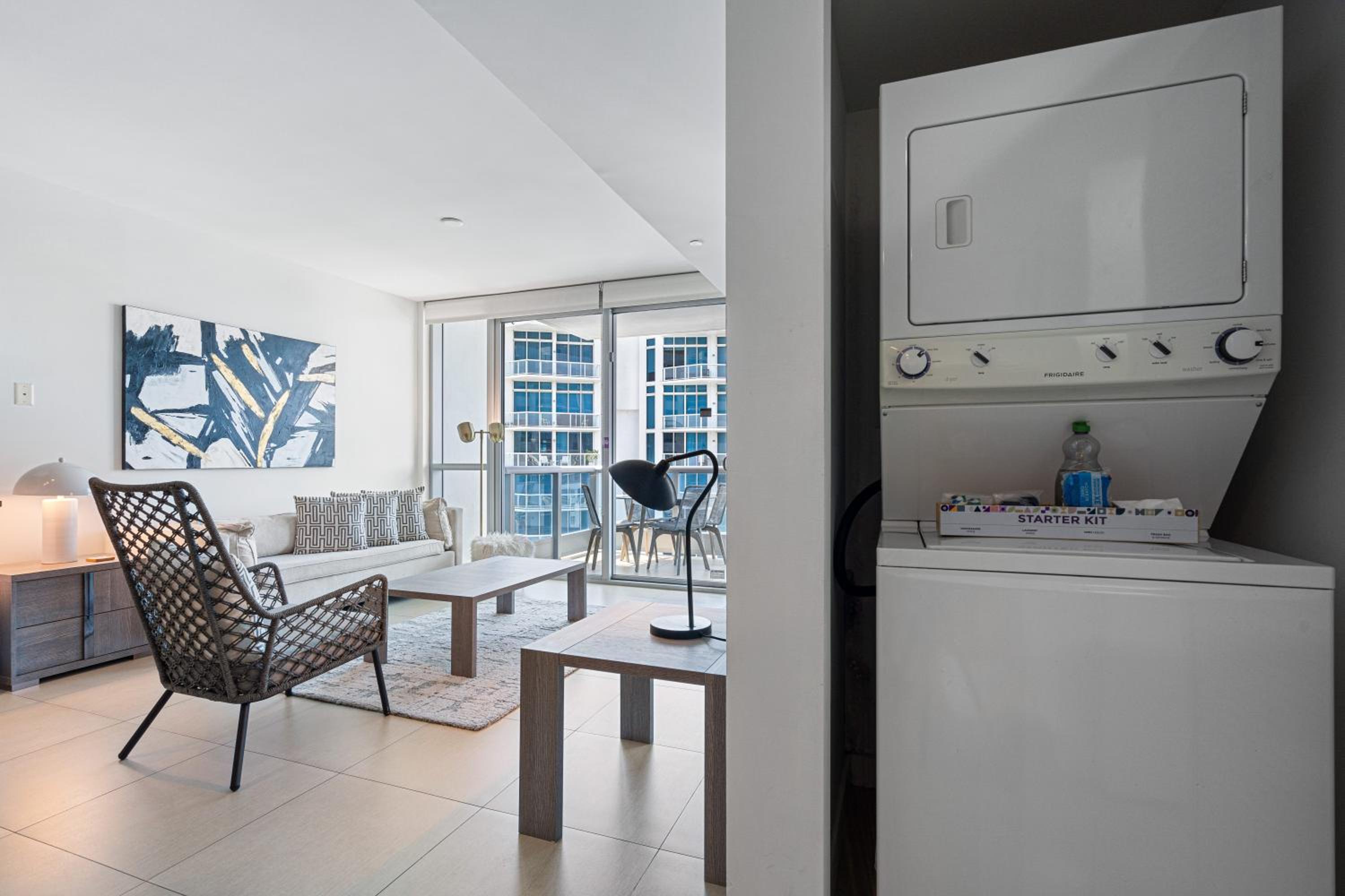 Dharma Home Suites Miami Beach at Monte Carlo