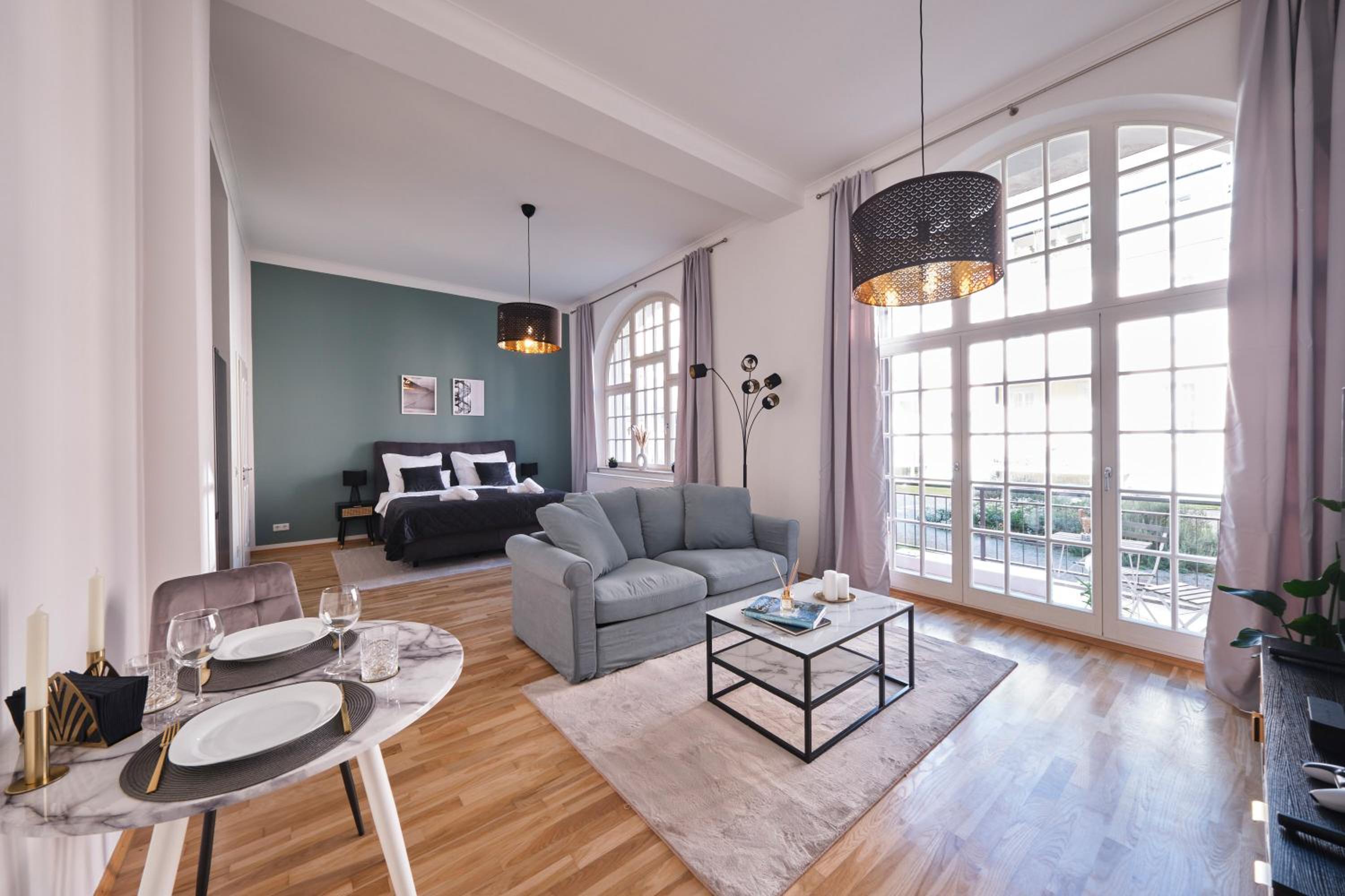 Neuss Vacations - Historisches Deluxe Apartment im Marianum - Property Image 3