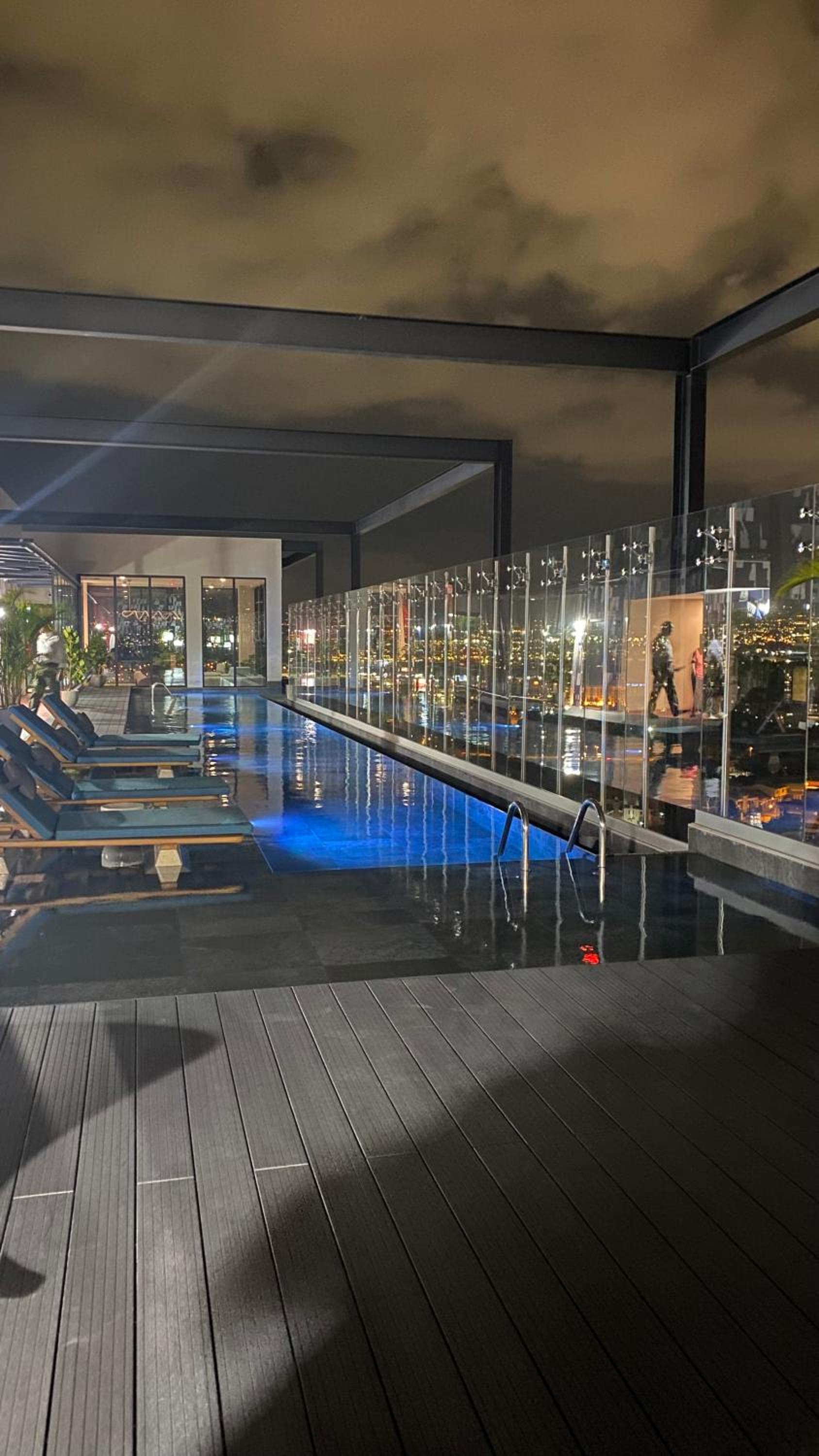 San José Chic Studio with Parking and Air Conditioning