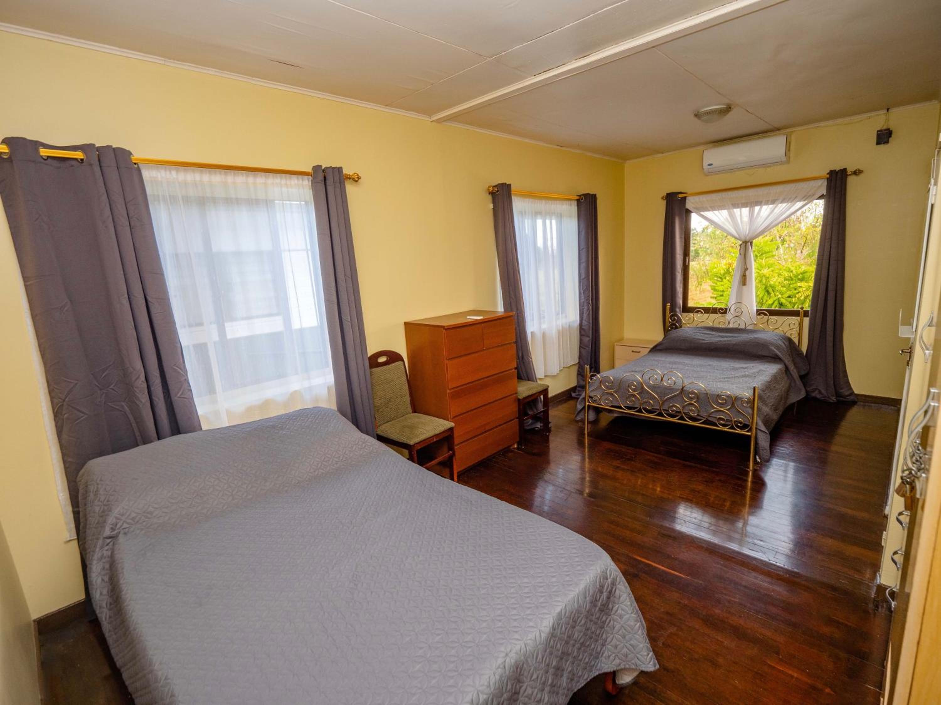 Amazing located Apartment in Suriname view 2
