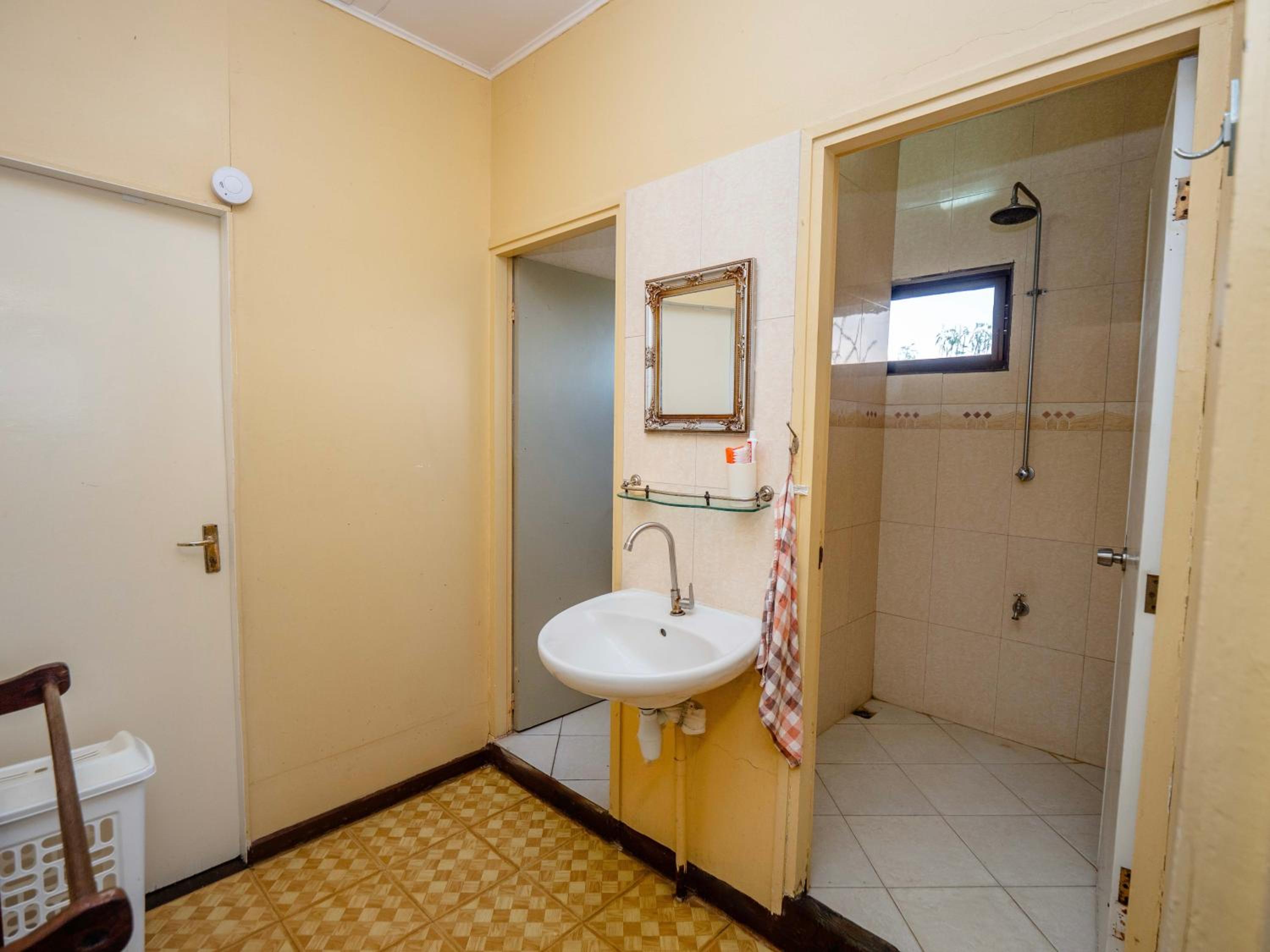 Amazing located Apartment in Suriname view 4