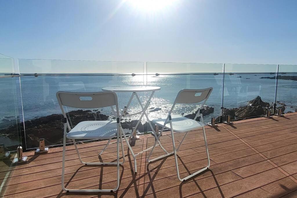 Heathcliff1 Luxury Couples Retreat with Stunning Coastal Views!