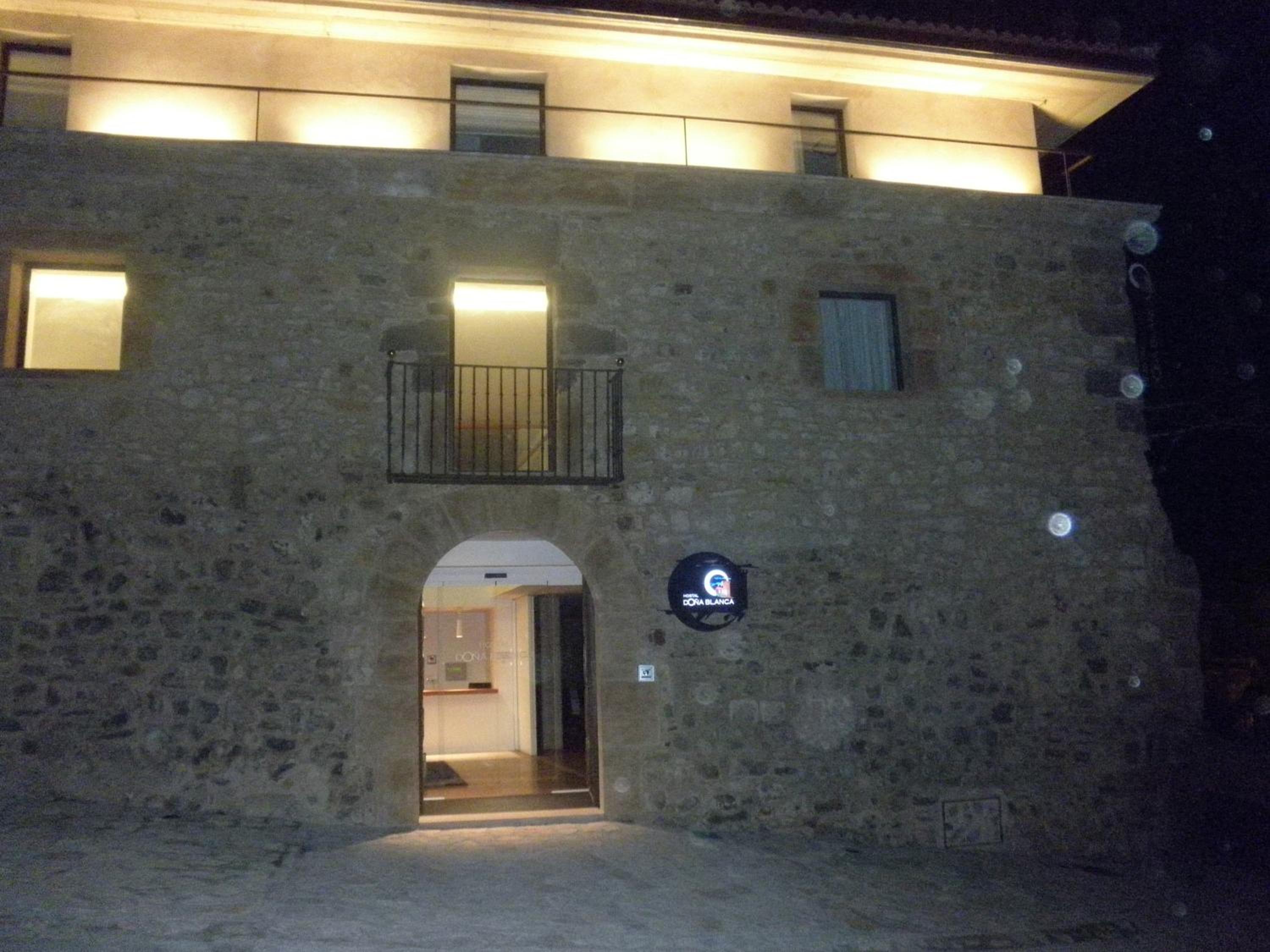 Hostal Doña Blanca view 4