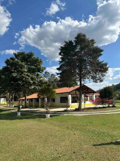 Lindo sítio para você e sua família!