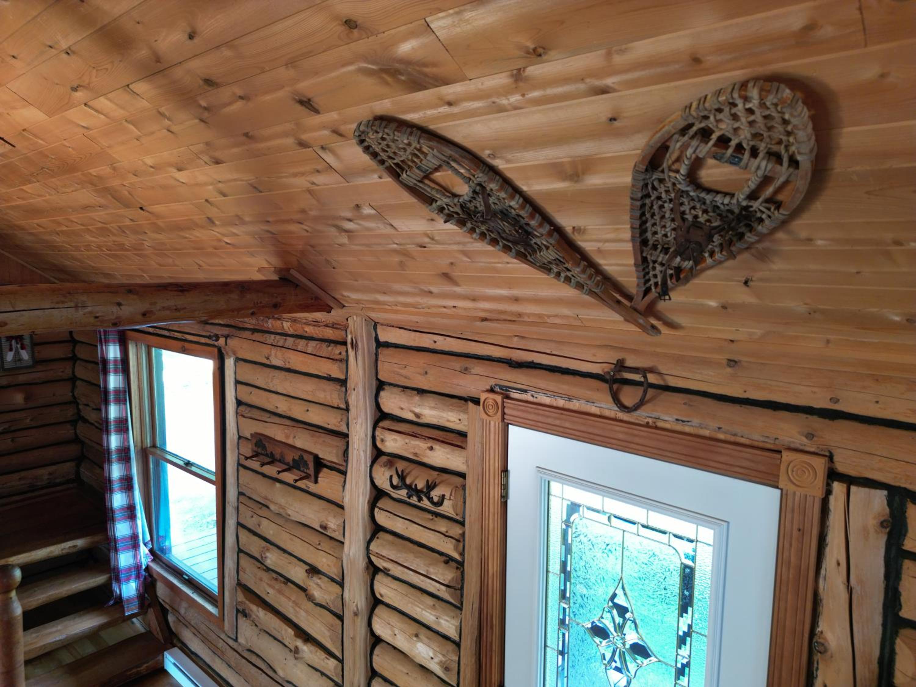 Cozy log cottage