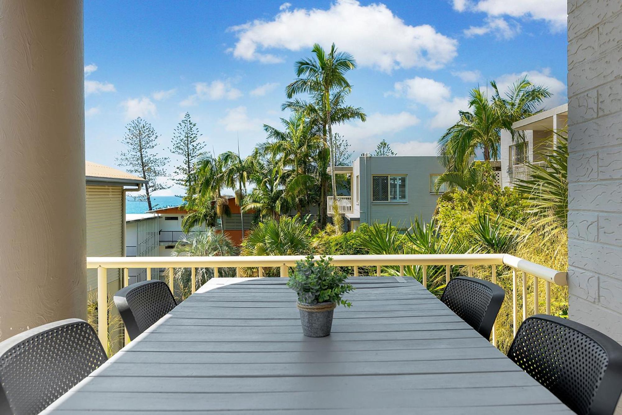 Hotel Surf Dance Apartments - Image 1