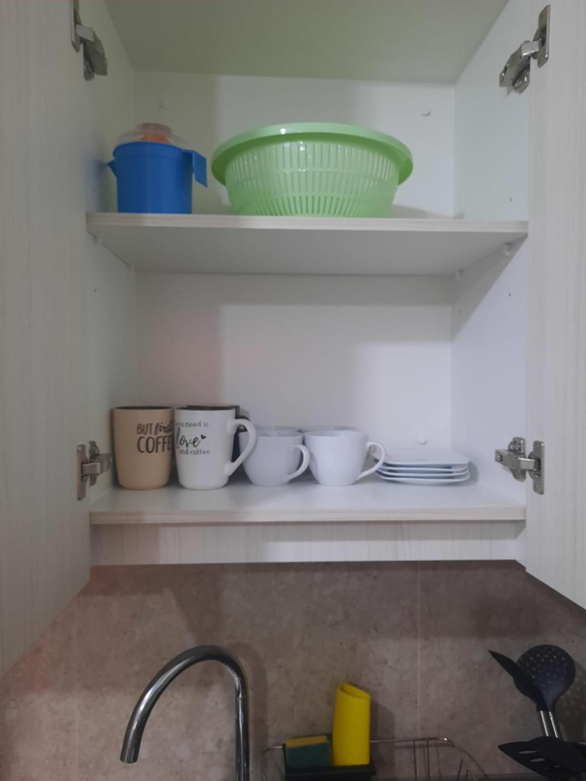 Acogedor Departamento Central con Piscina, Estacionamiento Privado y Más