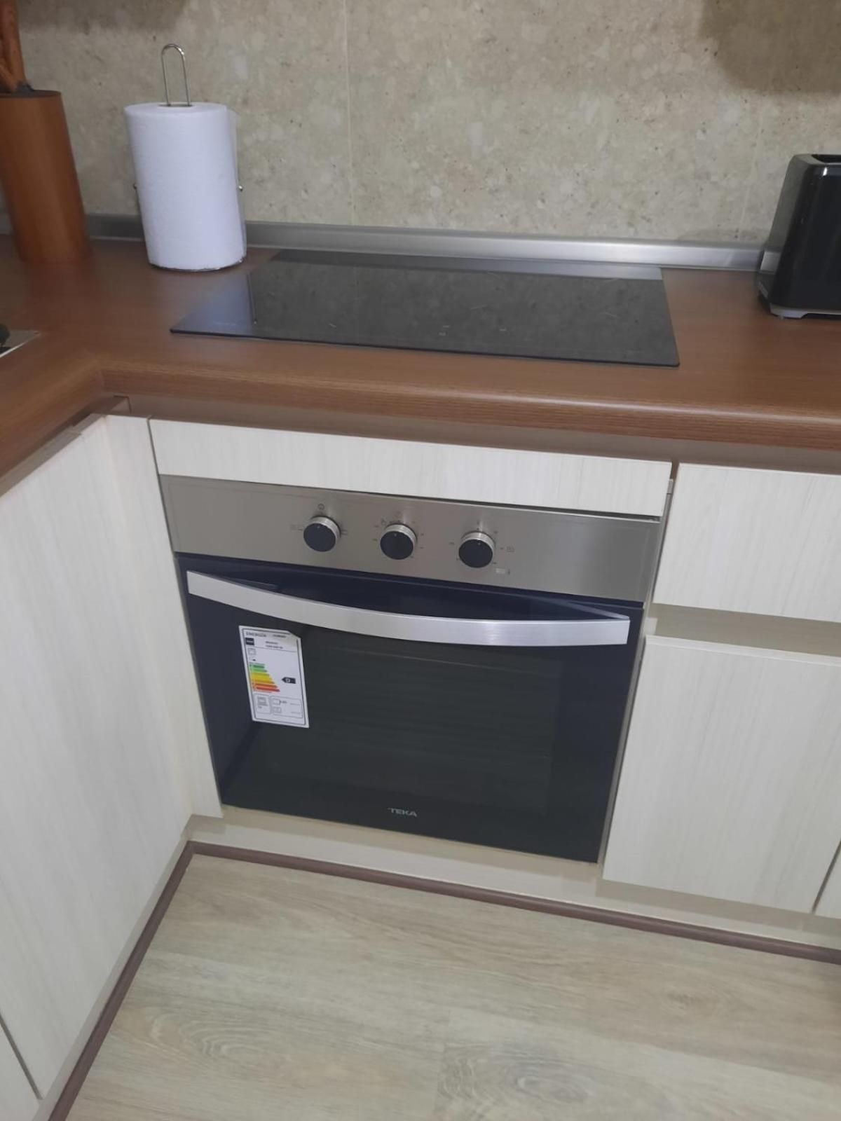 Acogedor Departamento Central con Piscina, Estacionamiento Privado y Más