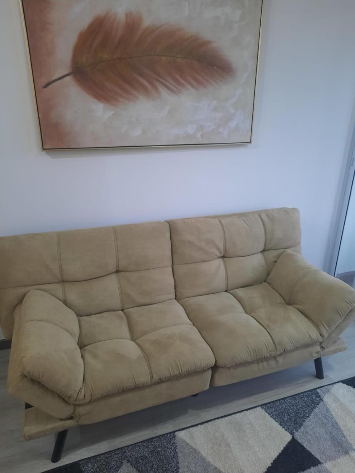 Acogedor Departamento Central con Piscina, Estacionamiento Privado y Más