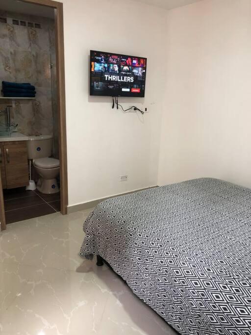 Espectacular apartamento cerca al Lleras y El Tesoro