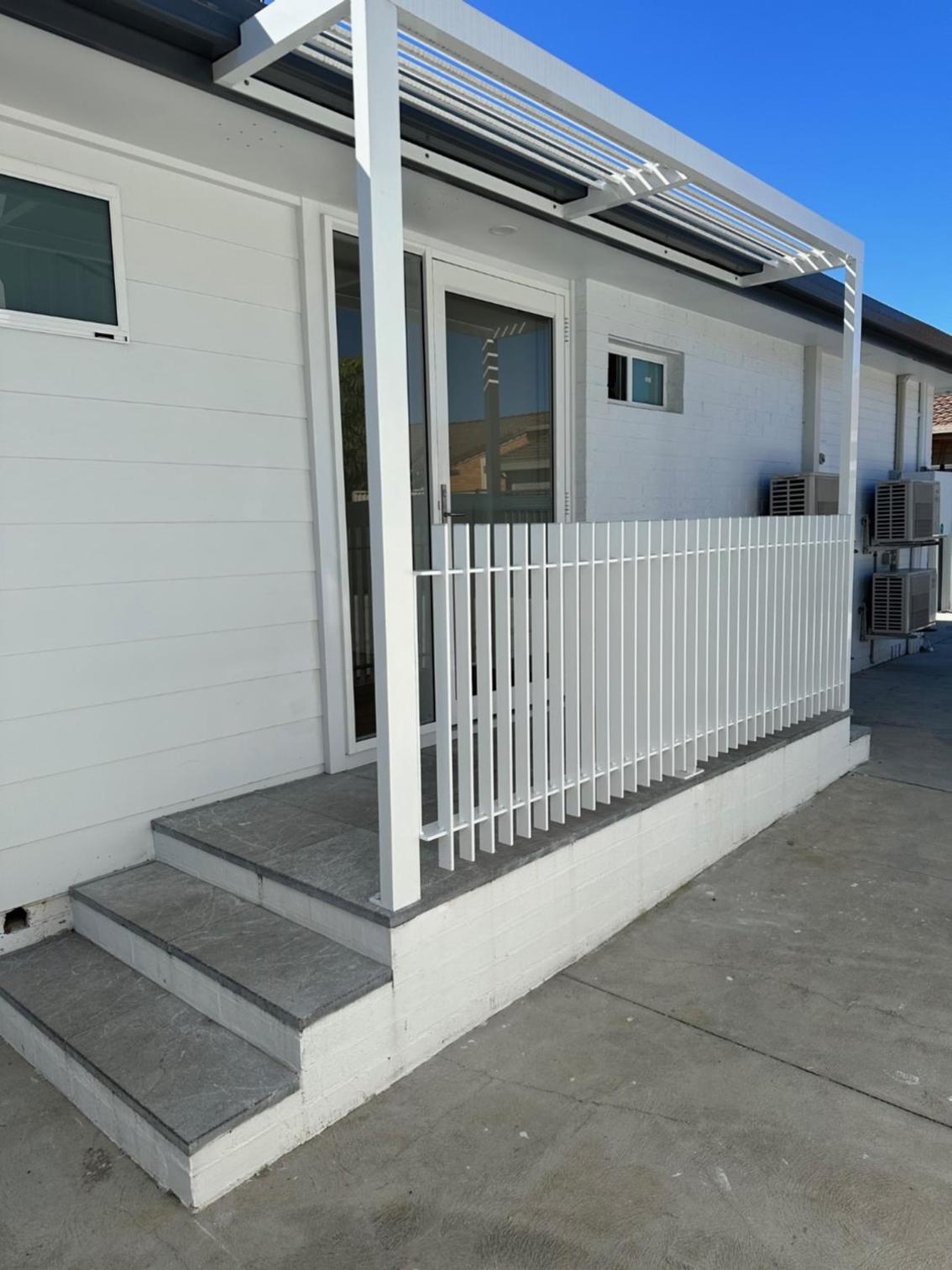 Surf Beach Motel Port
