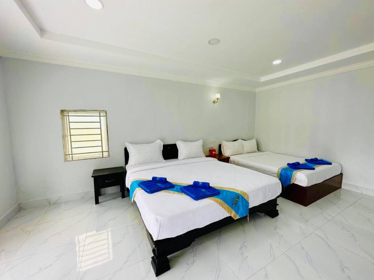 Romny cozy bay Resort view 3