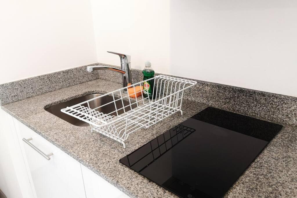 0509 iFreses Hermoso Apartamento con Aire Acondicionado y Parqueo
