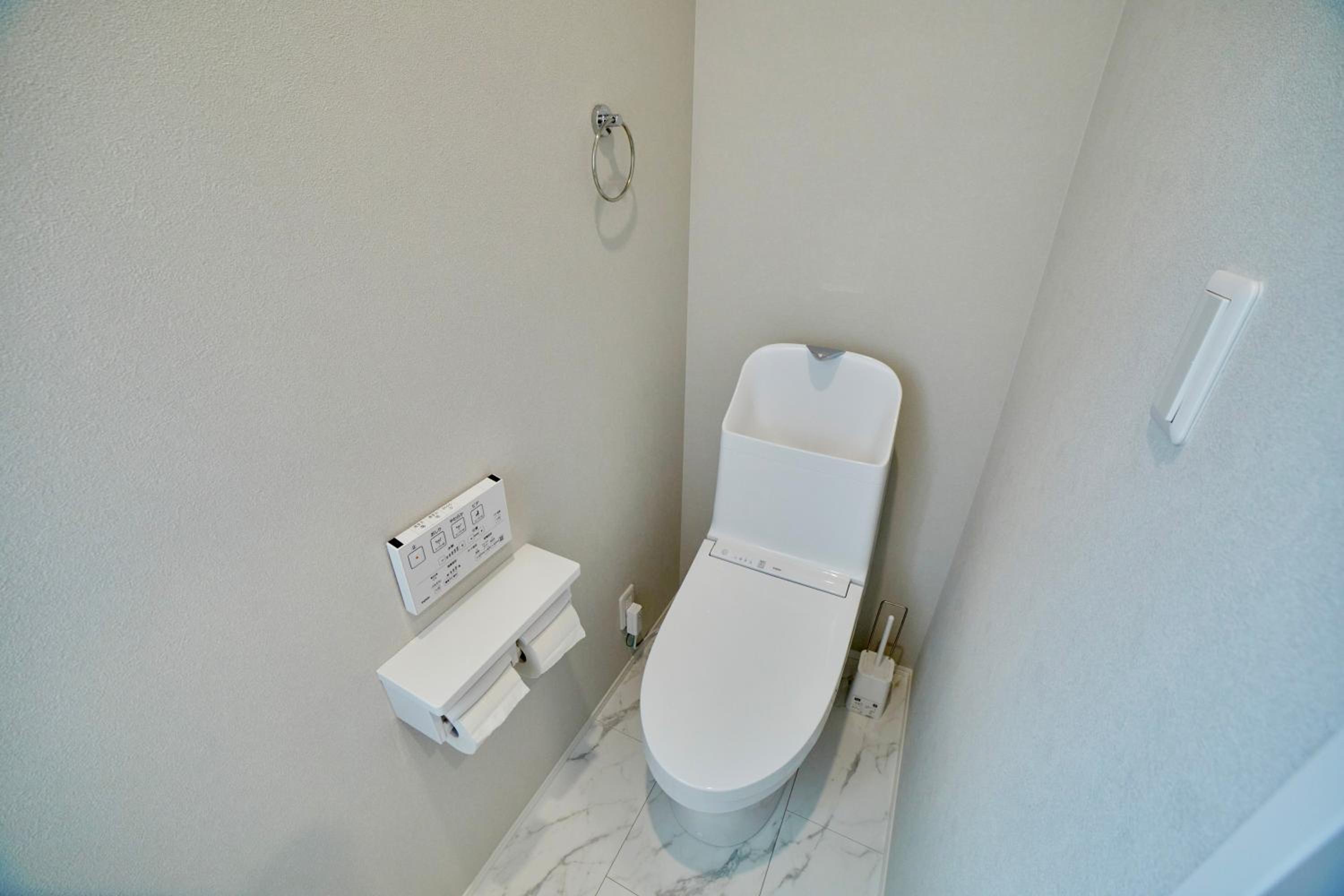 Shinjuku 'Orange County' Villa