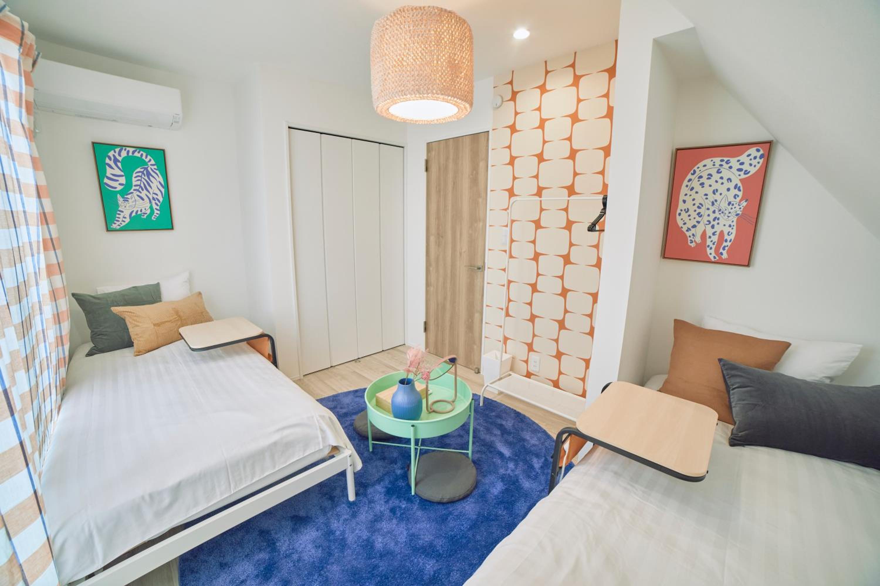 Shinjuku 'Orange County' Villa