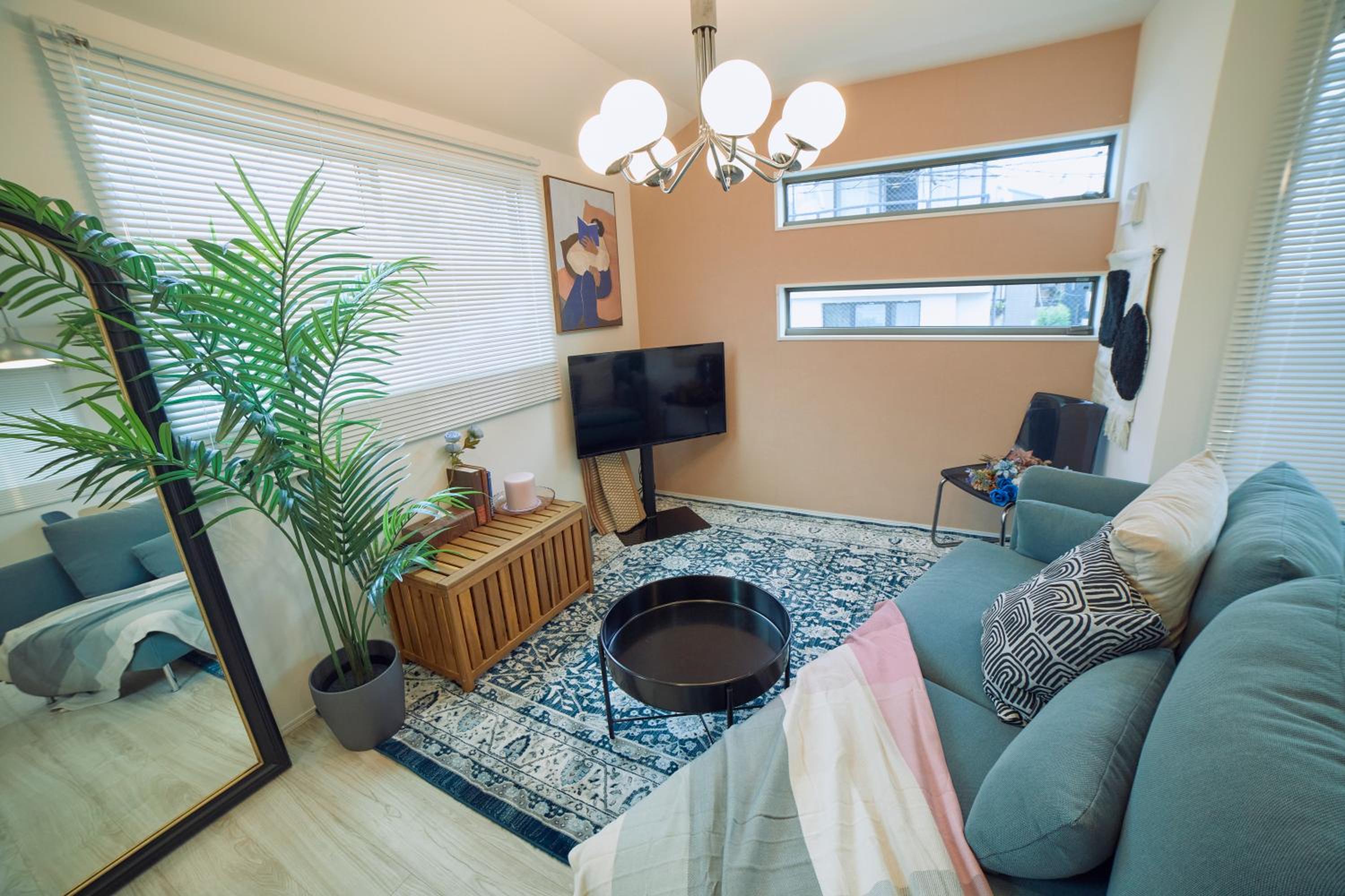 Shinjuku 'Orange County' Villa