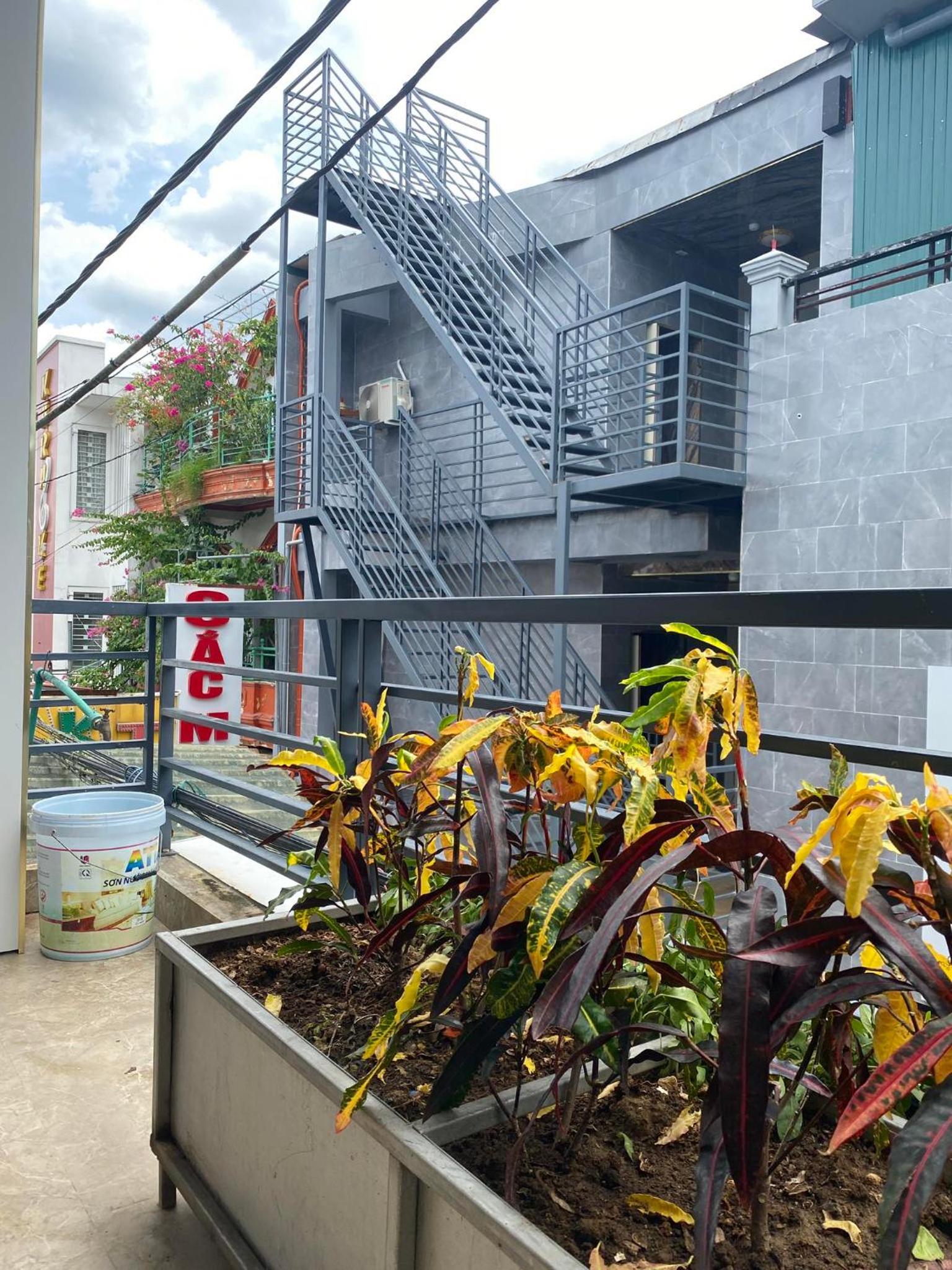 N.A homestay ( next to Hue Imperial Palace) view 5