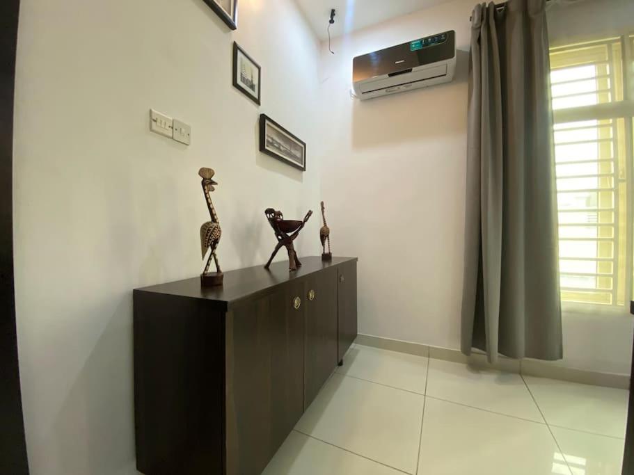 Modern 2 bedroom Maisonette Lekki Phase 1, Lagos view 4