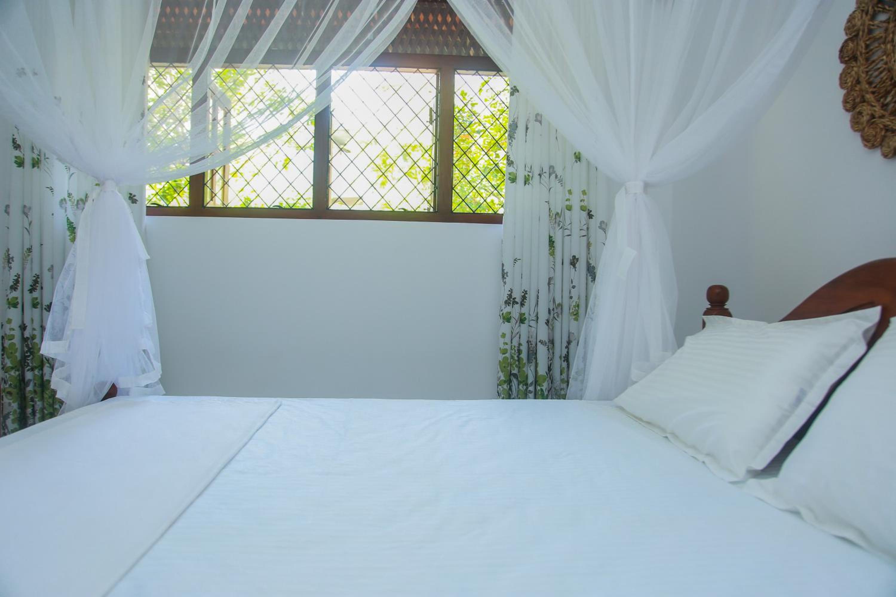 Leafy Villa view 5