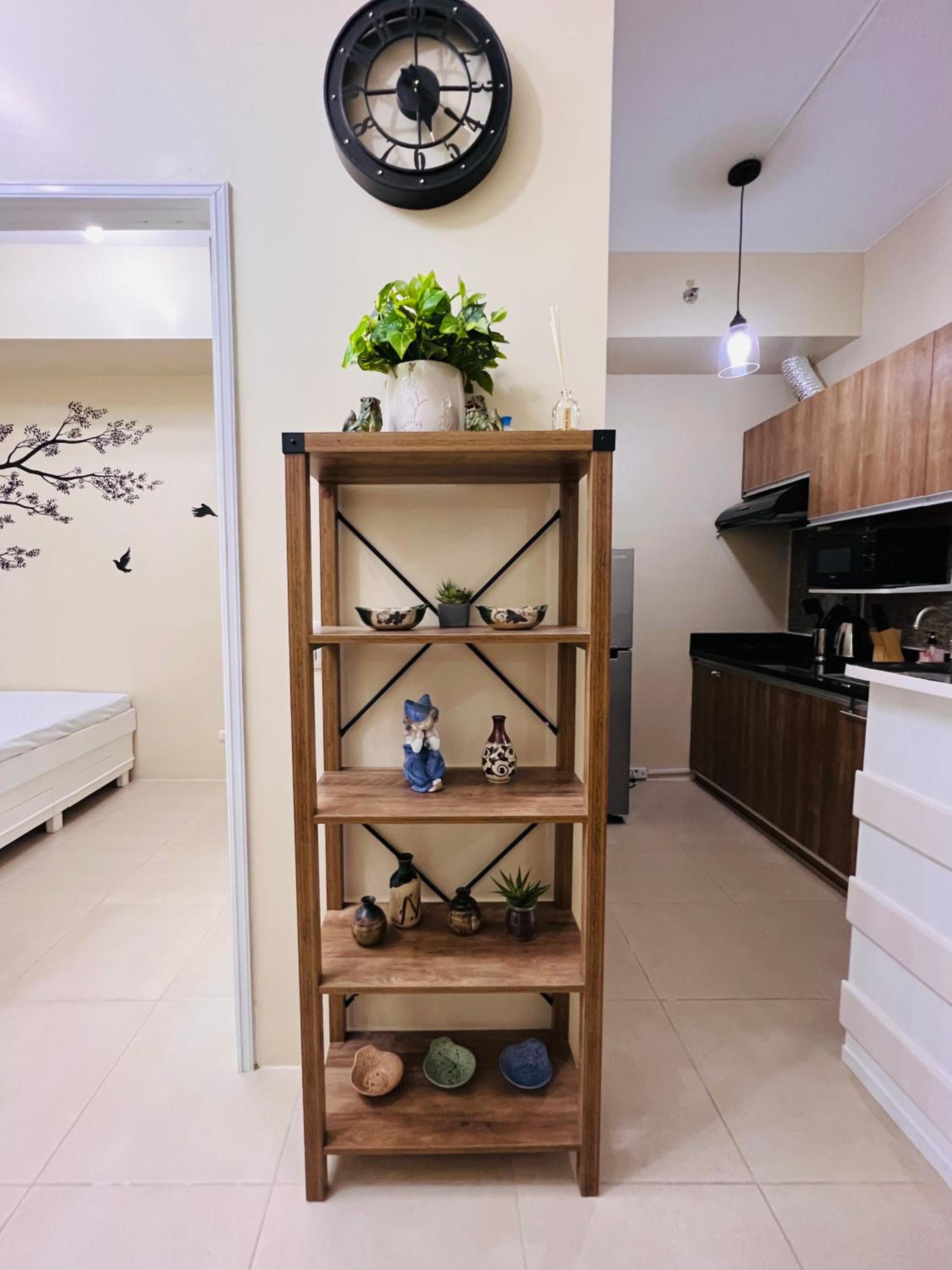 * * L Iloilo's Quirky Oasis view 5