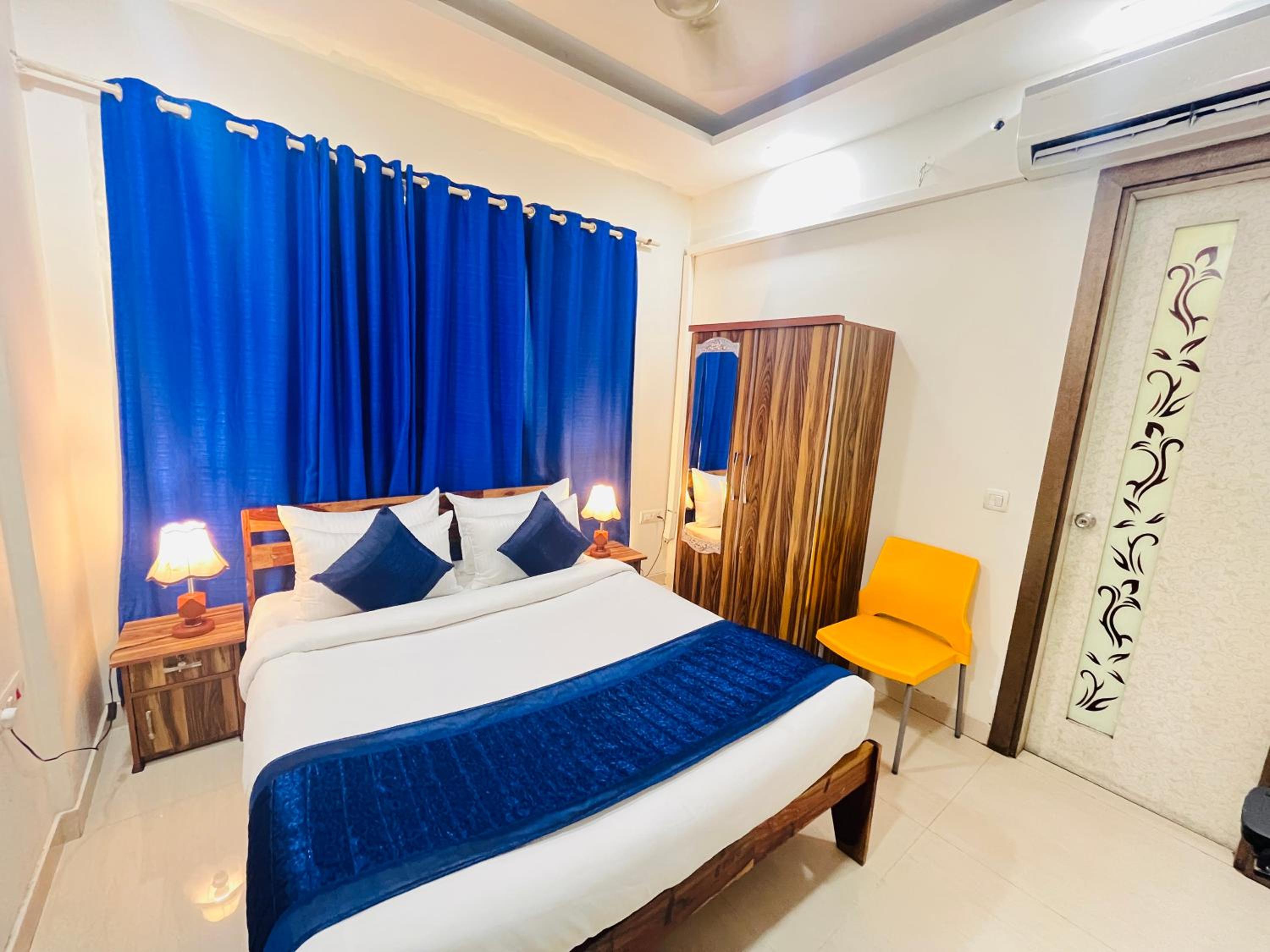 Hotel Park Pride Pitampura New Delhi, Couple Friendly view 3