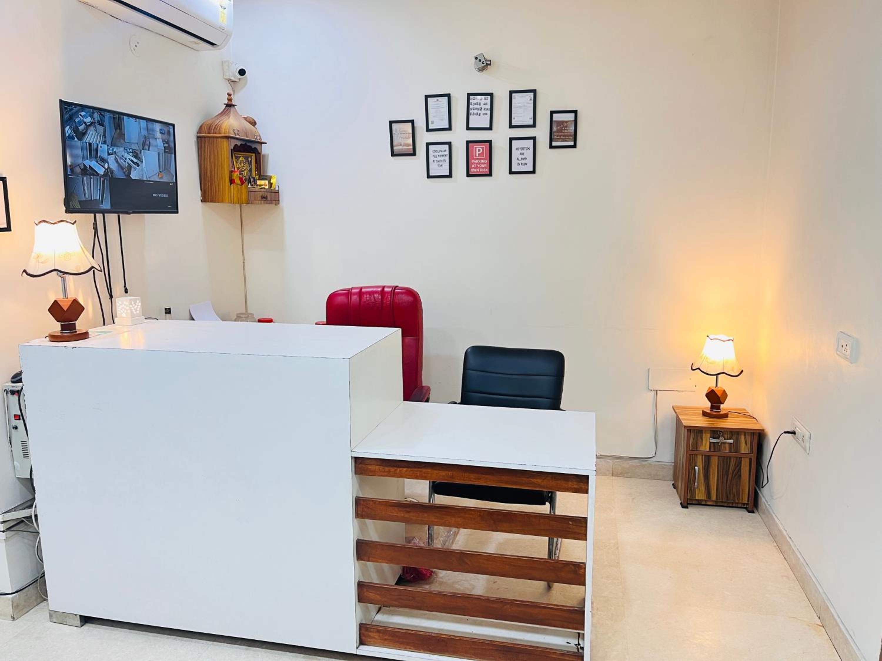 Hotel Park Pride Pitampura New Delhi, Couple Friendly view 4
