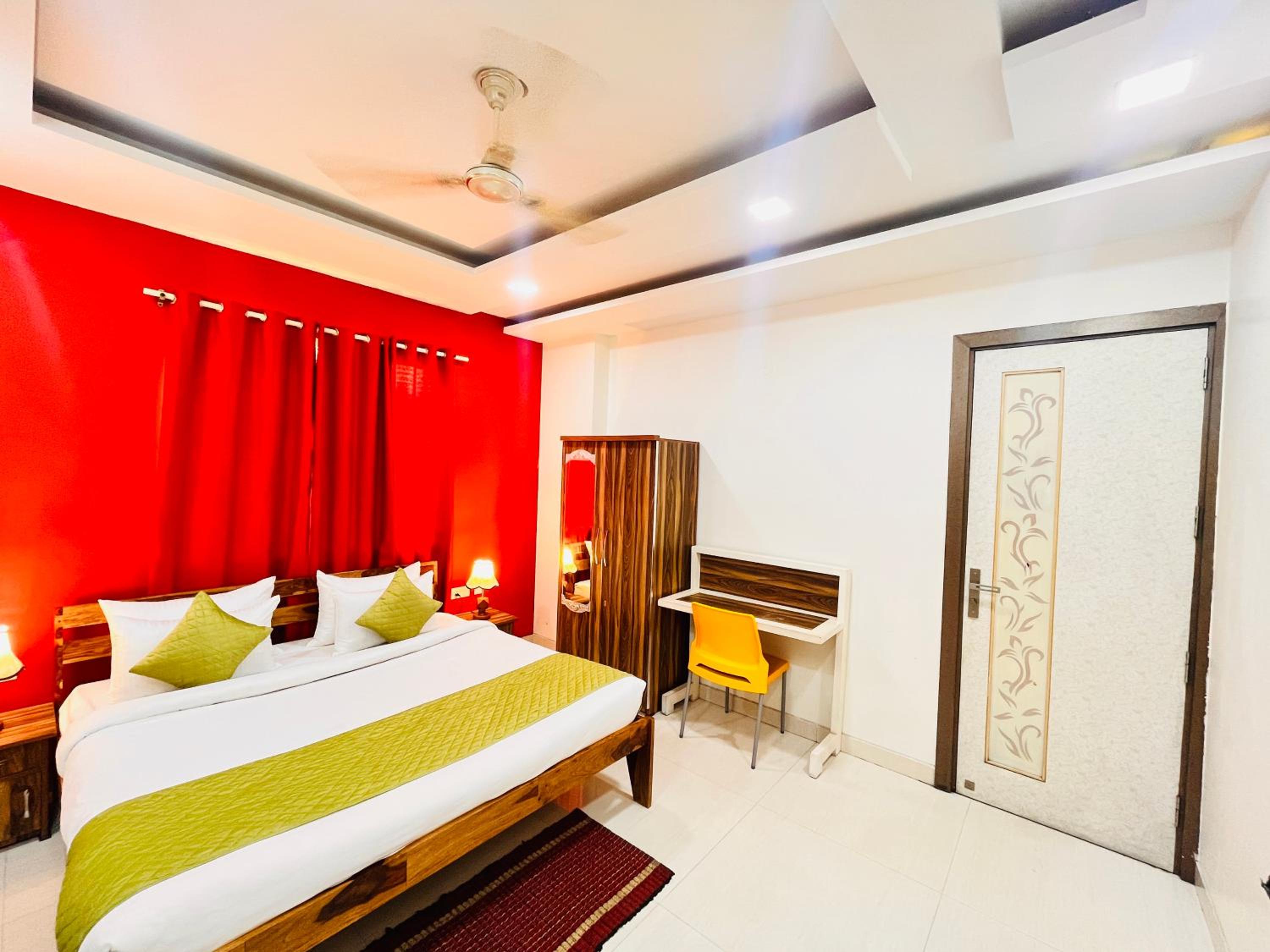 Hotel Park Pride Pitampura New Delhi, Couple Friendly view 5