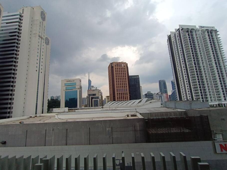 CL 95B Modern studio Infinity Pool KLCC View