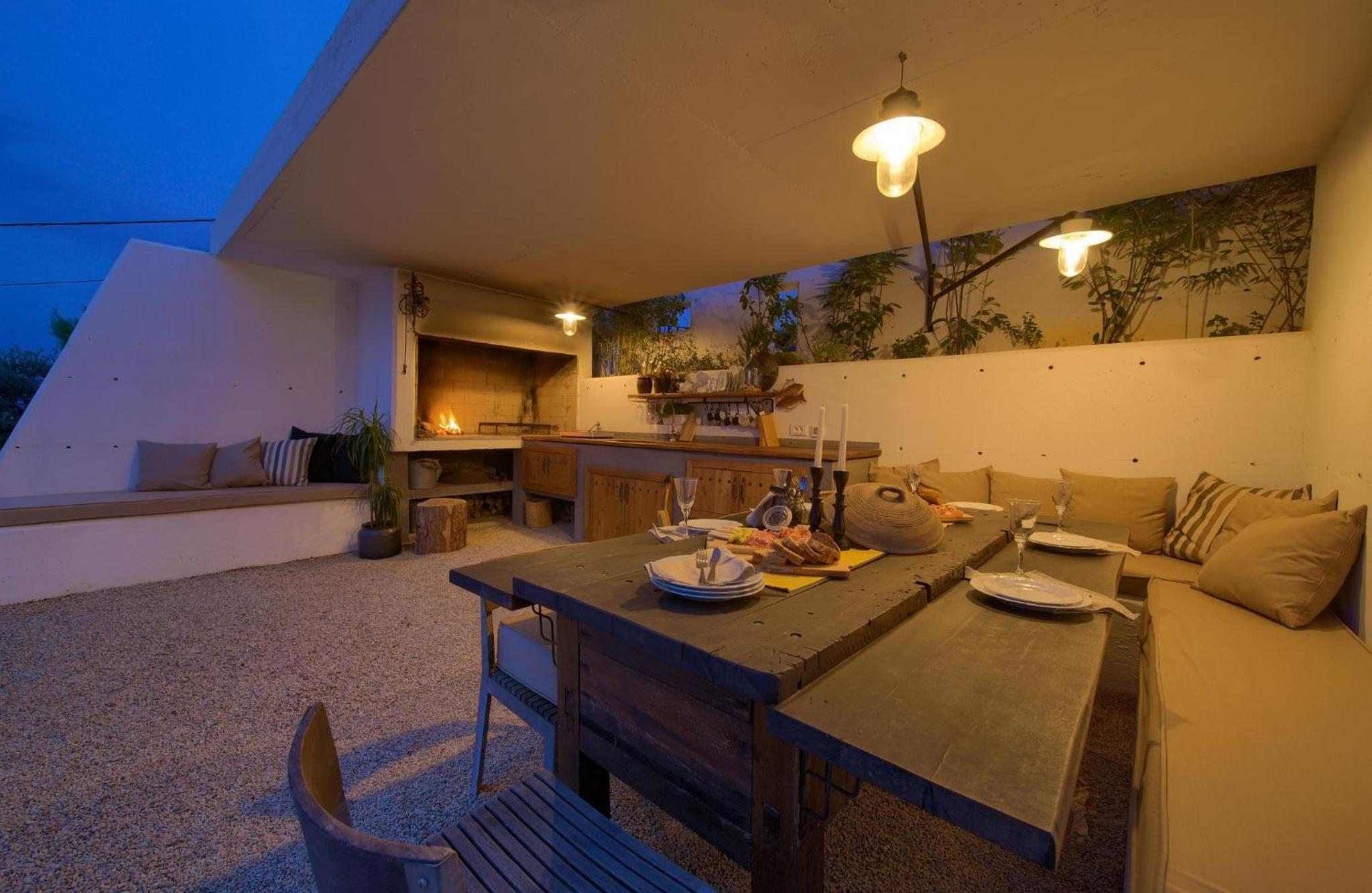 Villa Kucha 26b view 2
