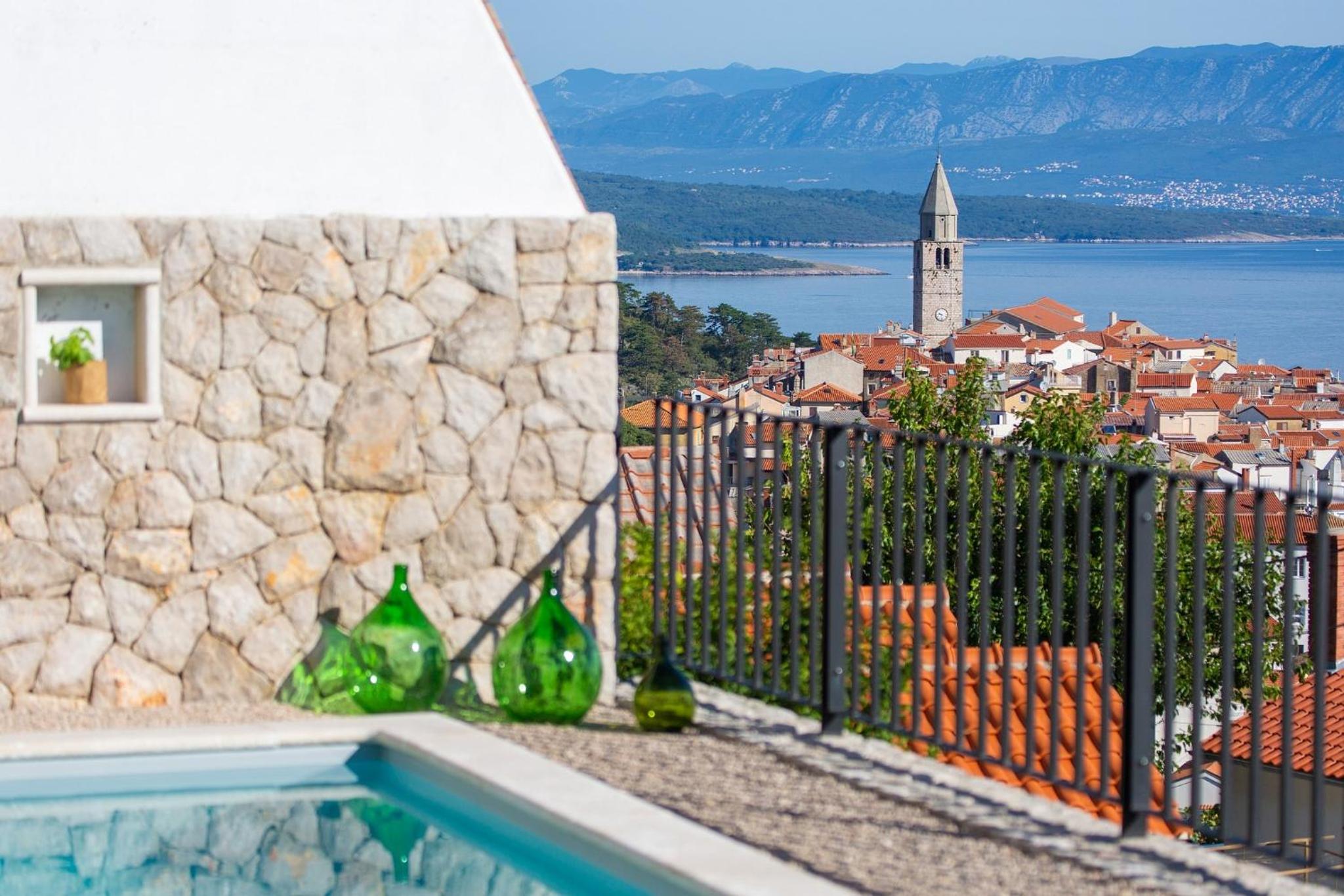 Villa Kucha 26b view 3
