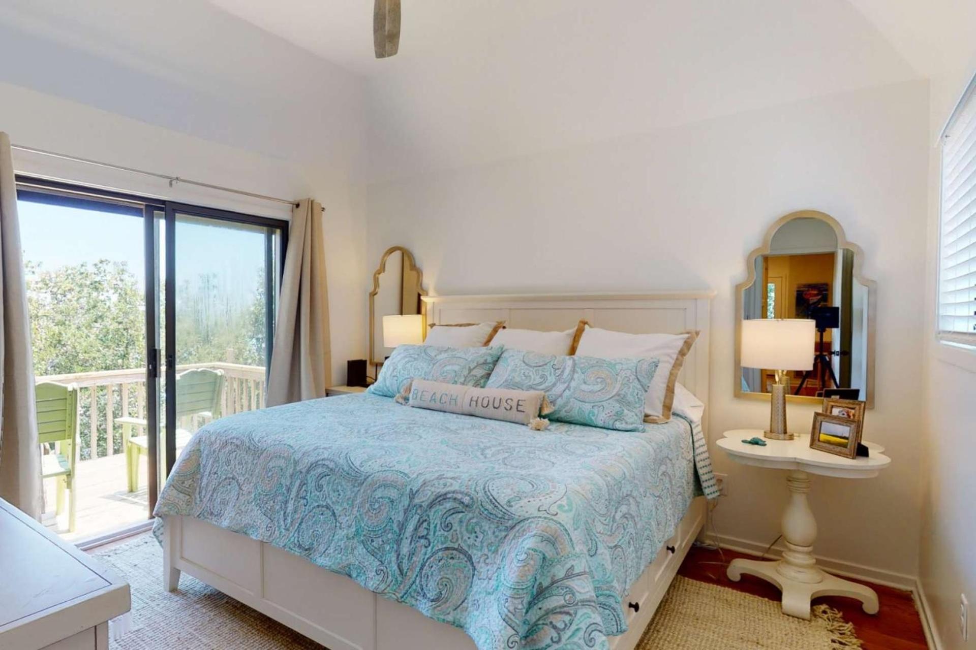 A Golden Retreat view 4