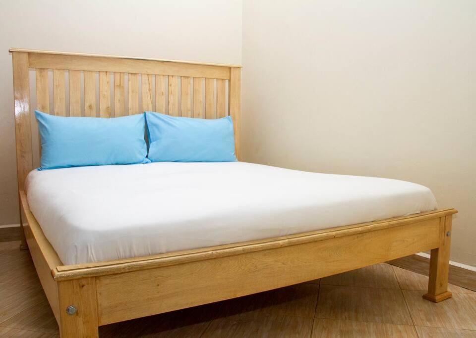 Cozy Bukoto Studio 2 Unlimited Wifi & Netflix view 5