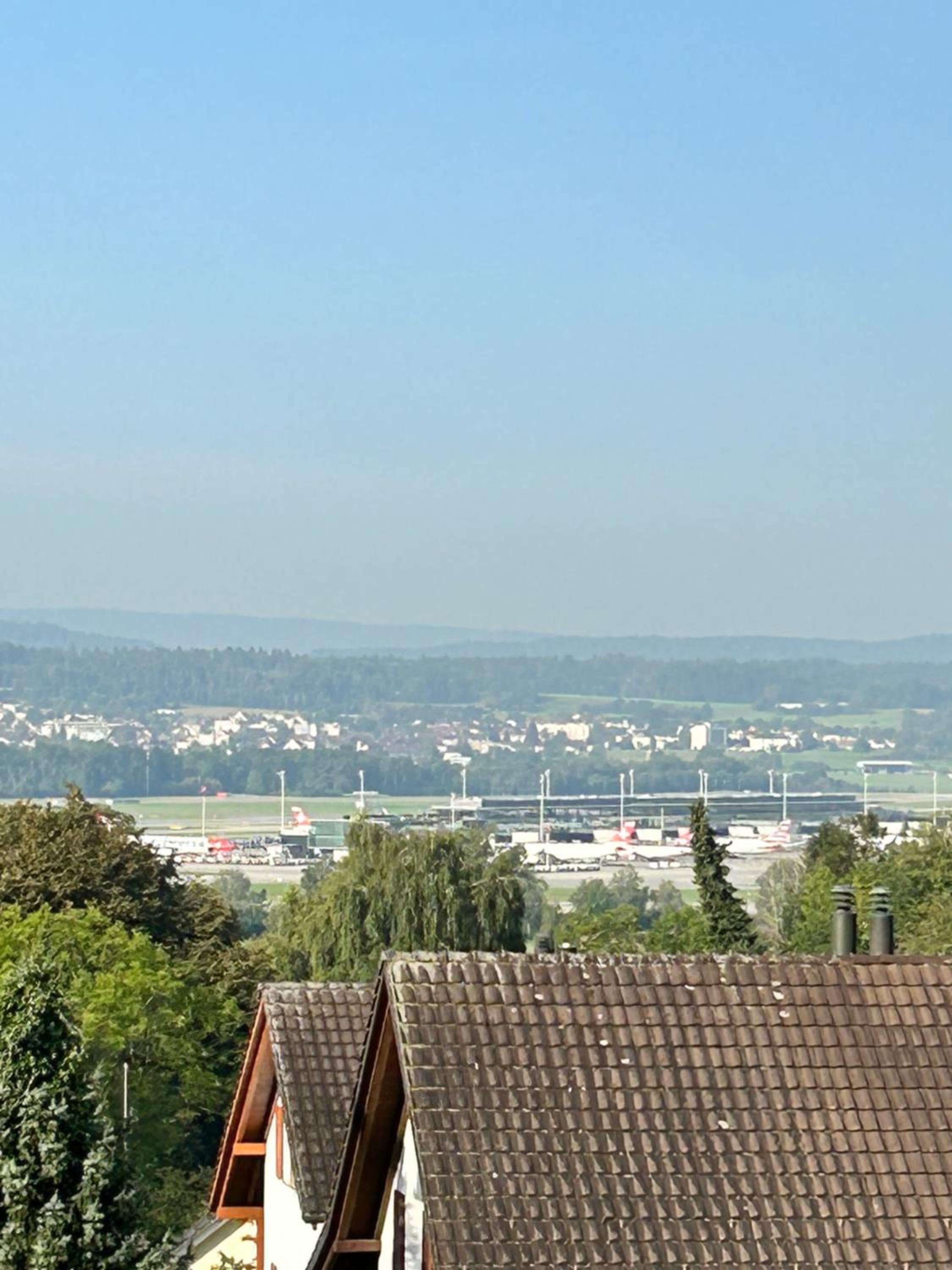 Dachwohnung in Flughafennähe