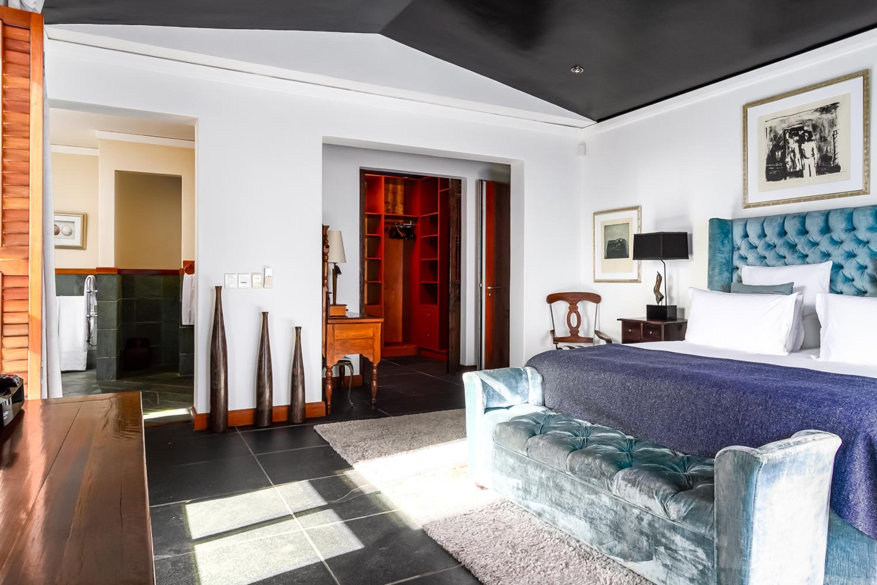 The Cape Bali Luxury Villa with Ocean Views in Camps Bay