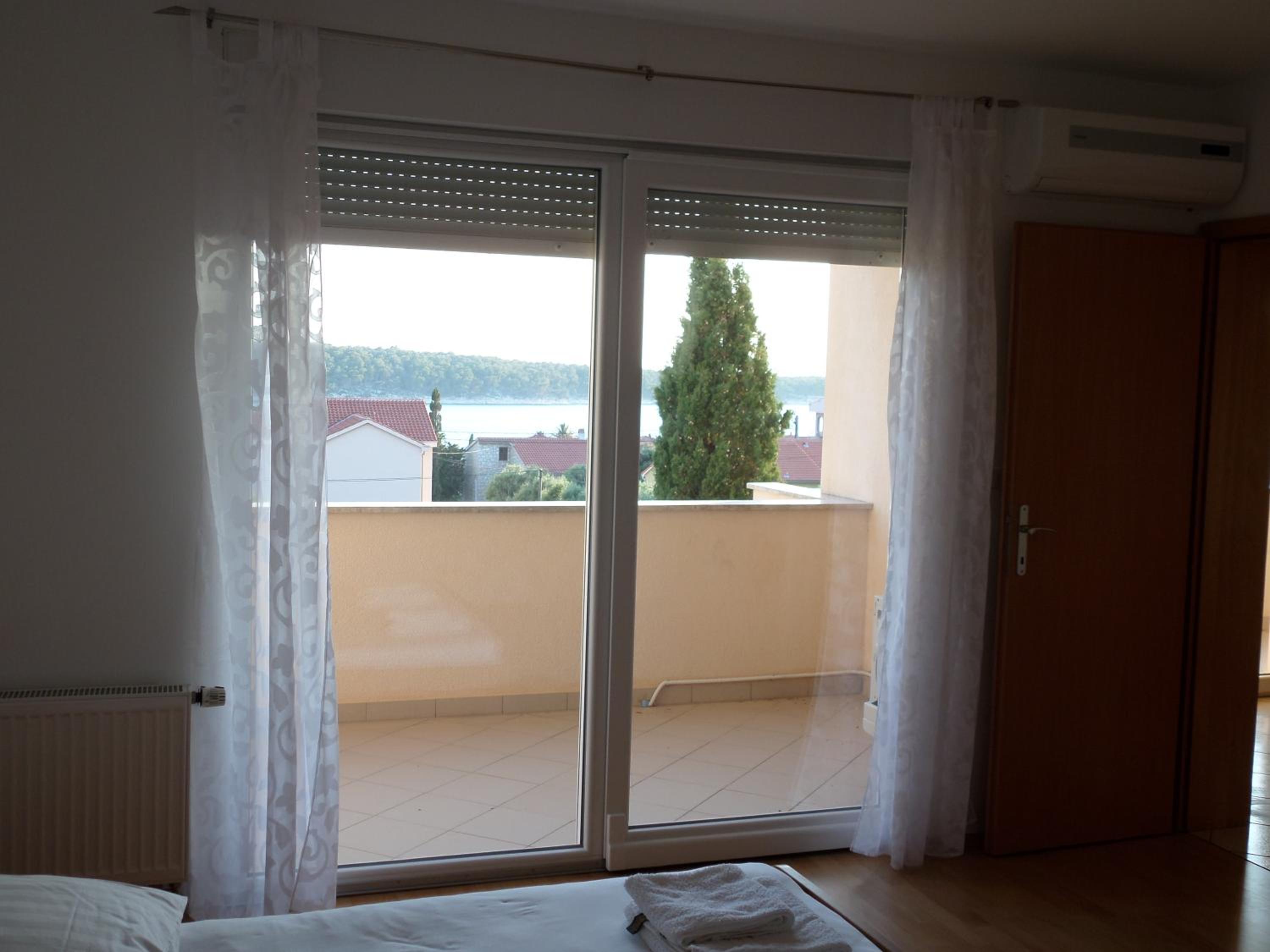 Vila Anica