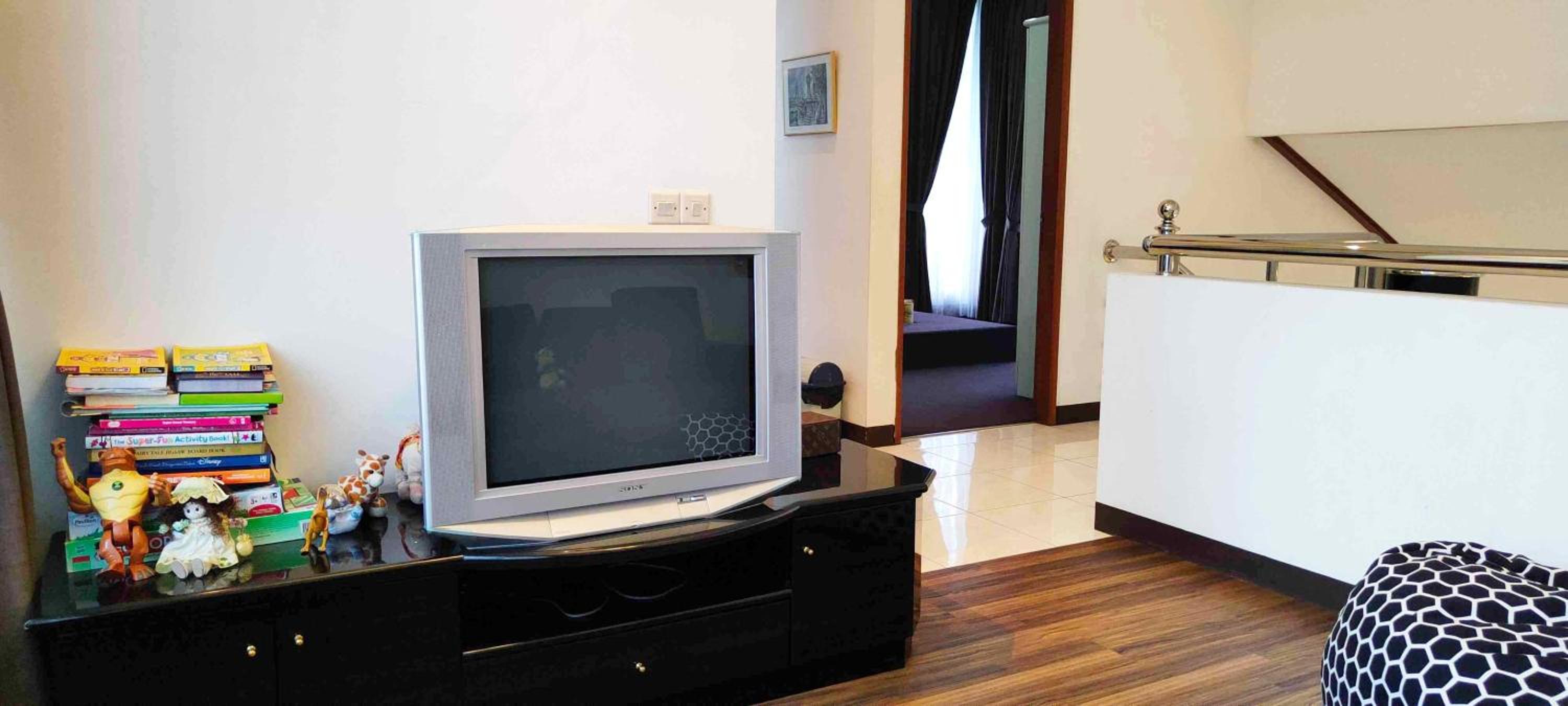 Photo 12