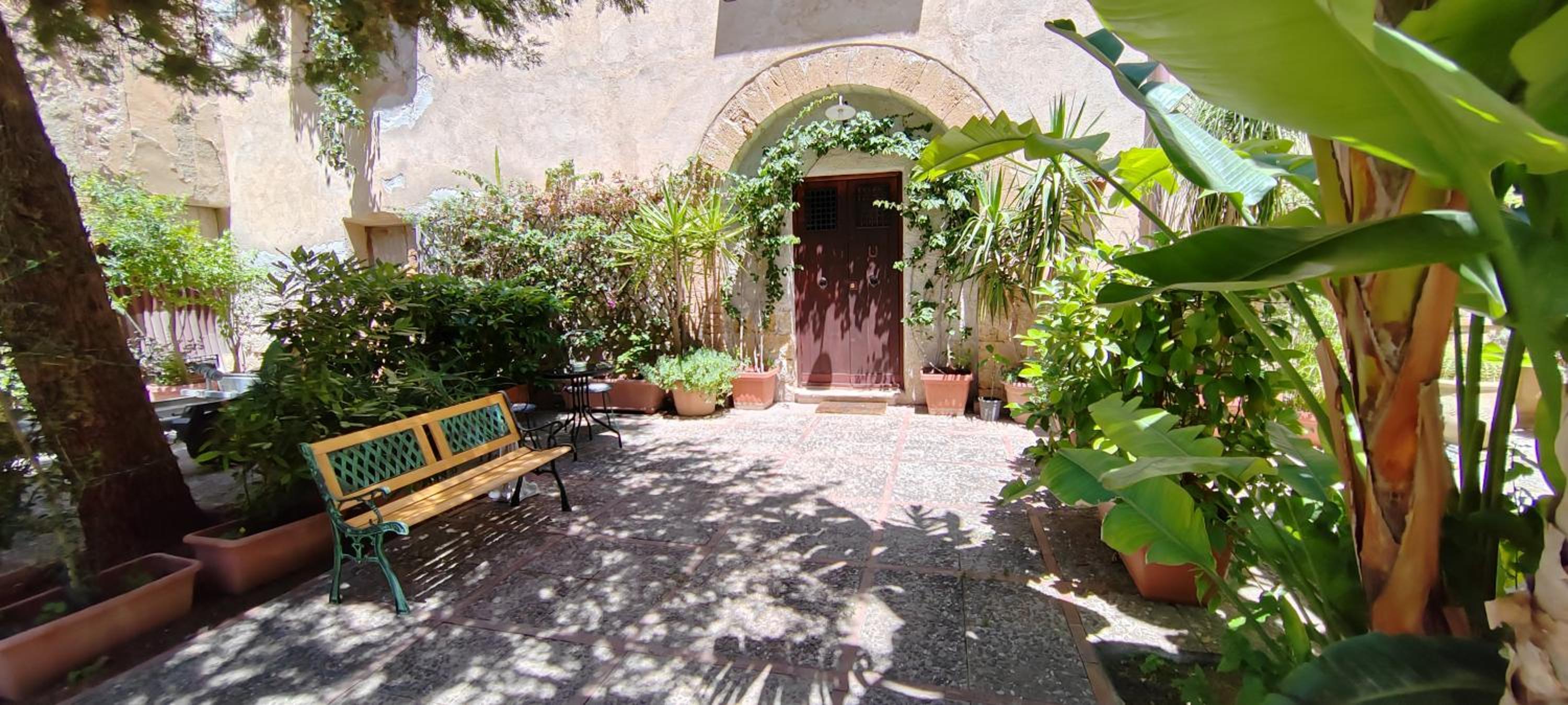 Room in Villa Galletti Inguaggiato view 5