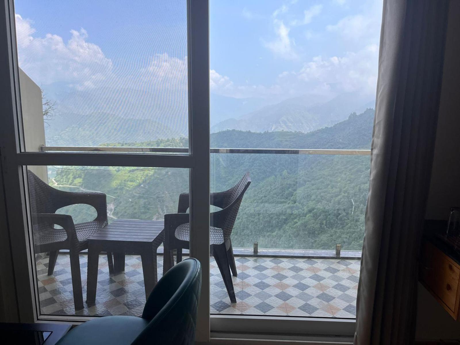 The River Grand, Mussoorie