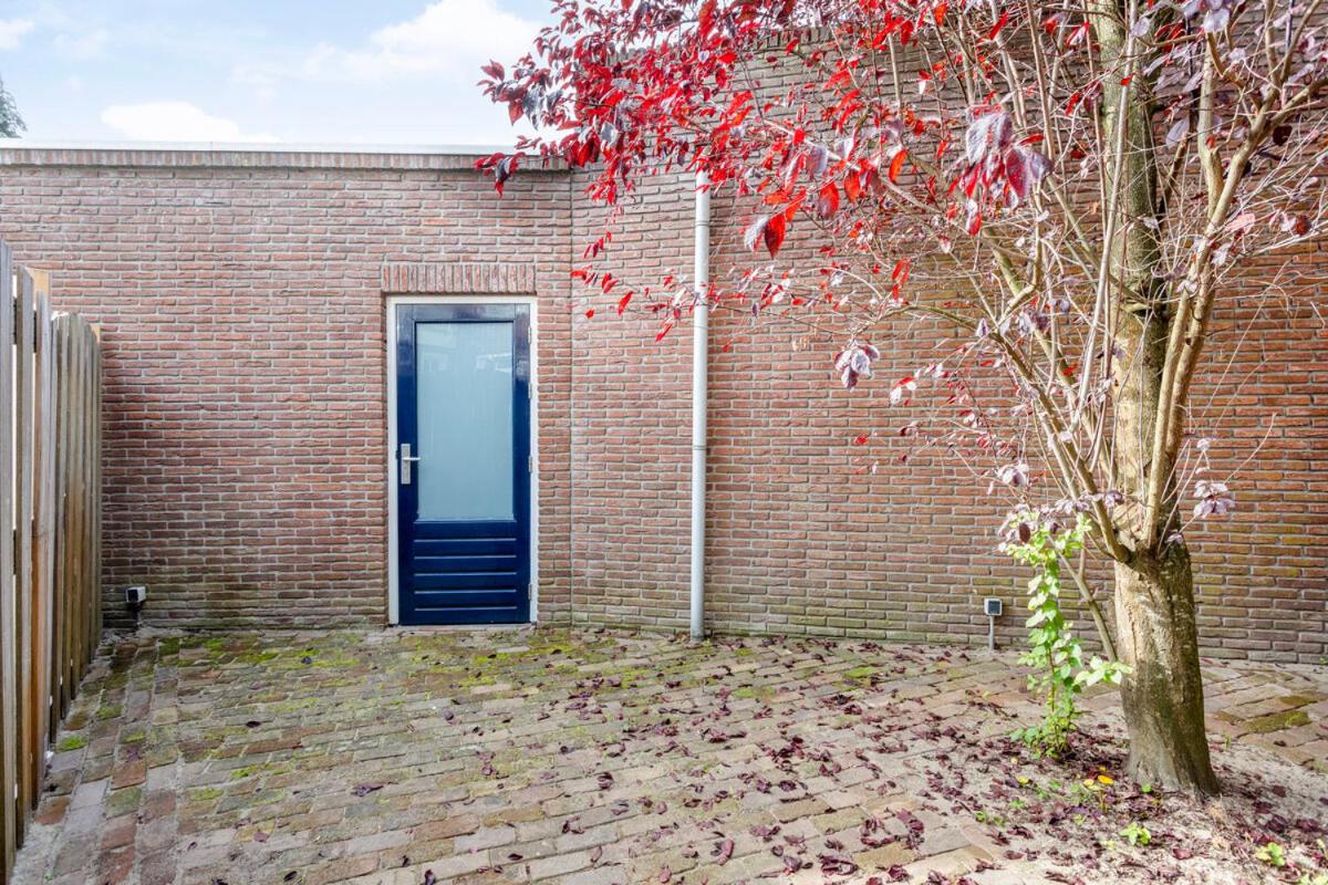 Kerkakker0
