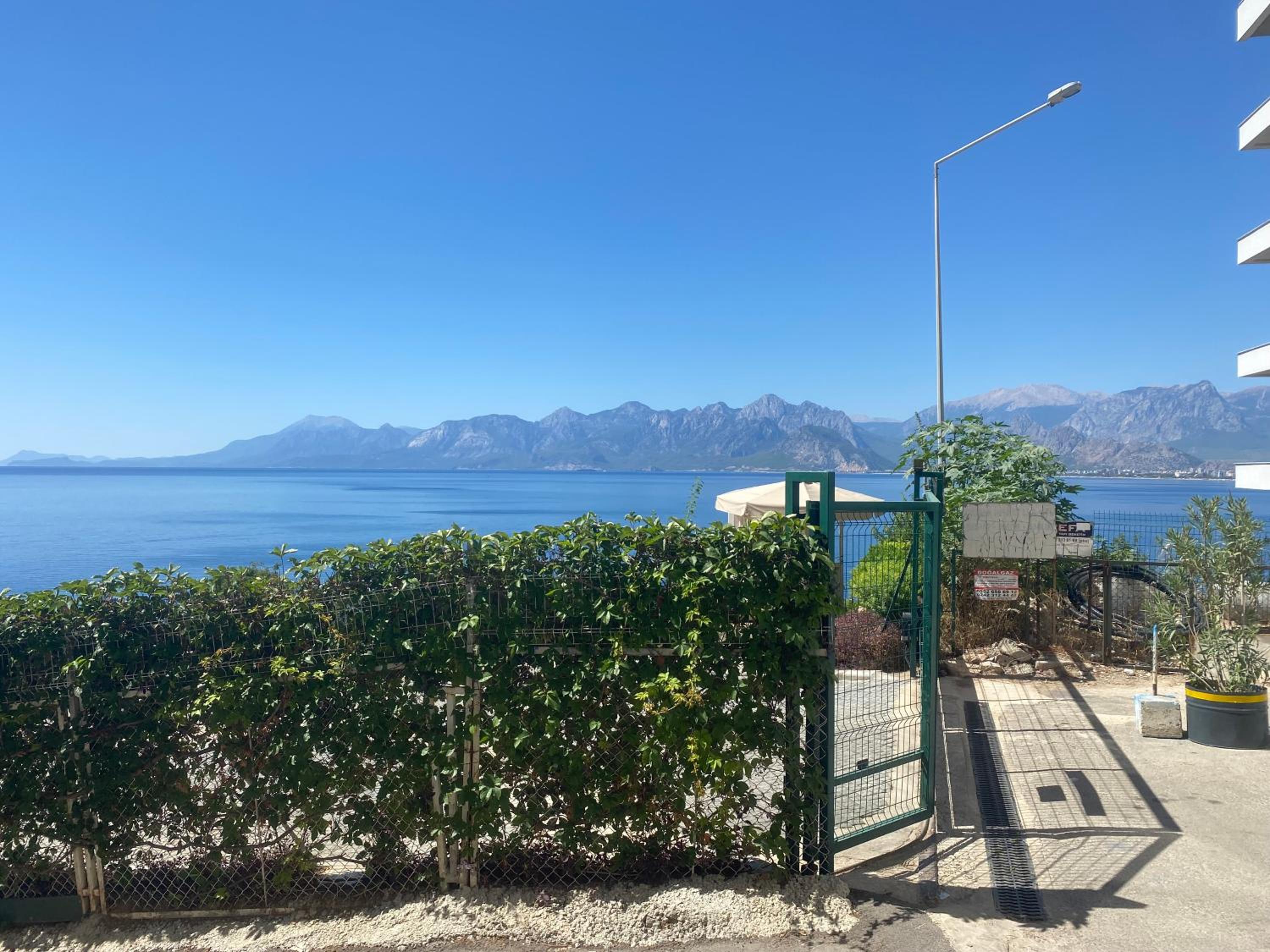 İn The Middle Otel - Image 79