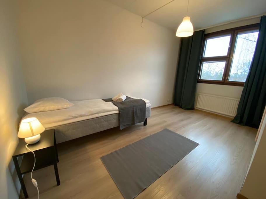 Kotimaailma - Hyvin avara rauhallinen 3MH asunto view 2