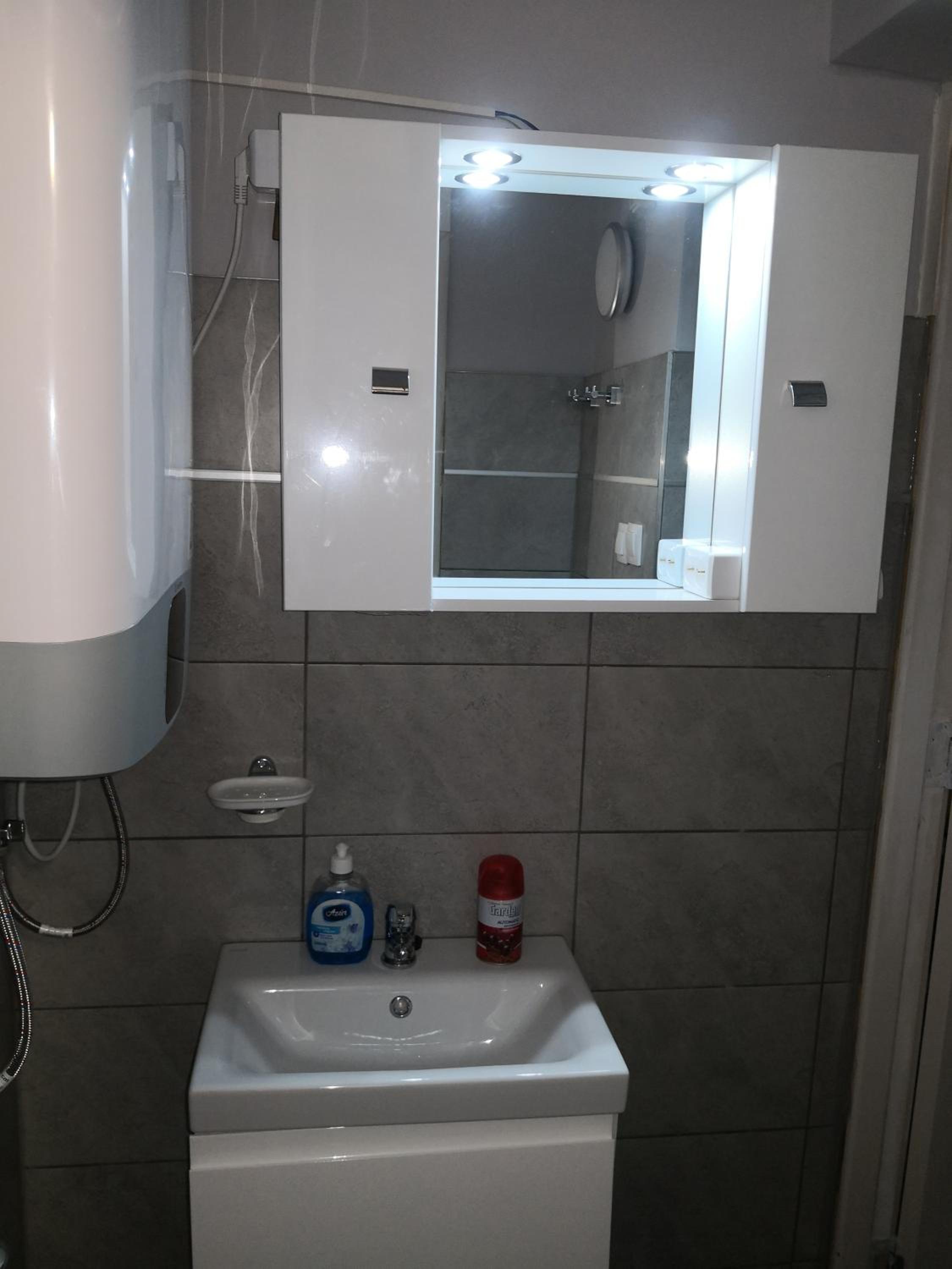FIÓNA KUNYHÓJA APARTMANHÁZ
