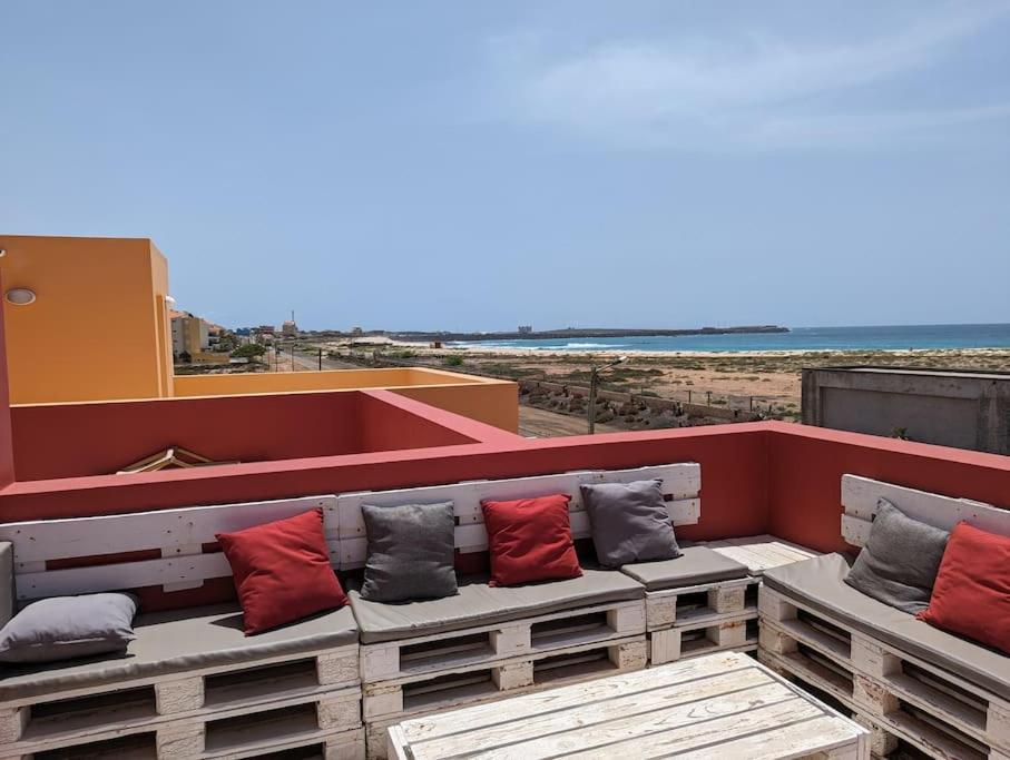 Large Townhouse close to Beach