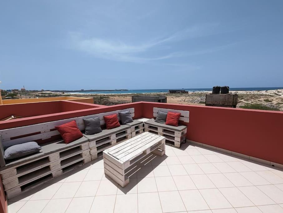 Large Townhouse close to Beach