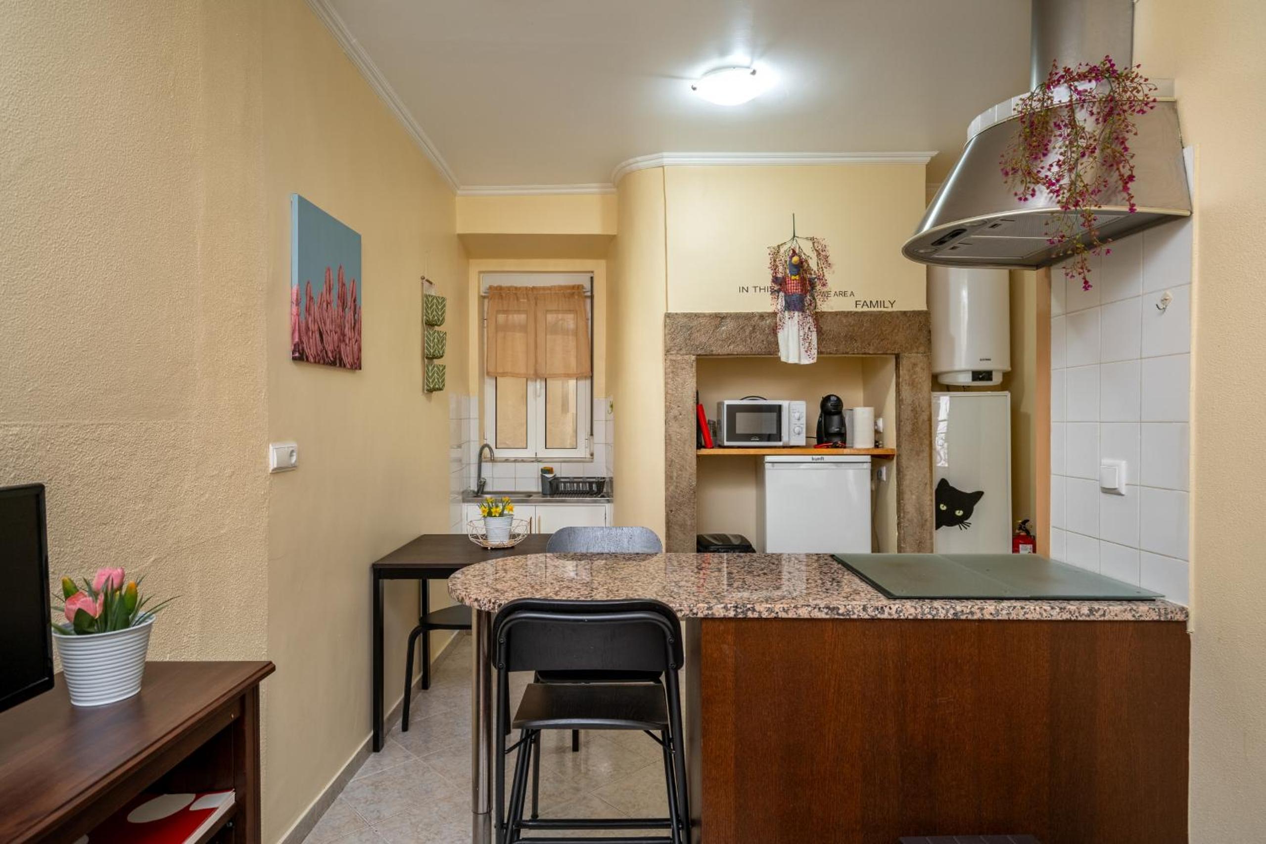 Cozy 1-bedroom Apt - Historic location by Lisbeyond view 3