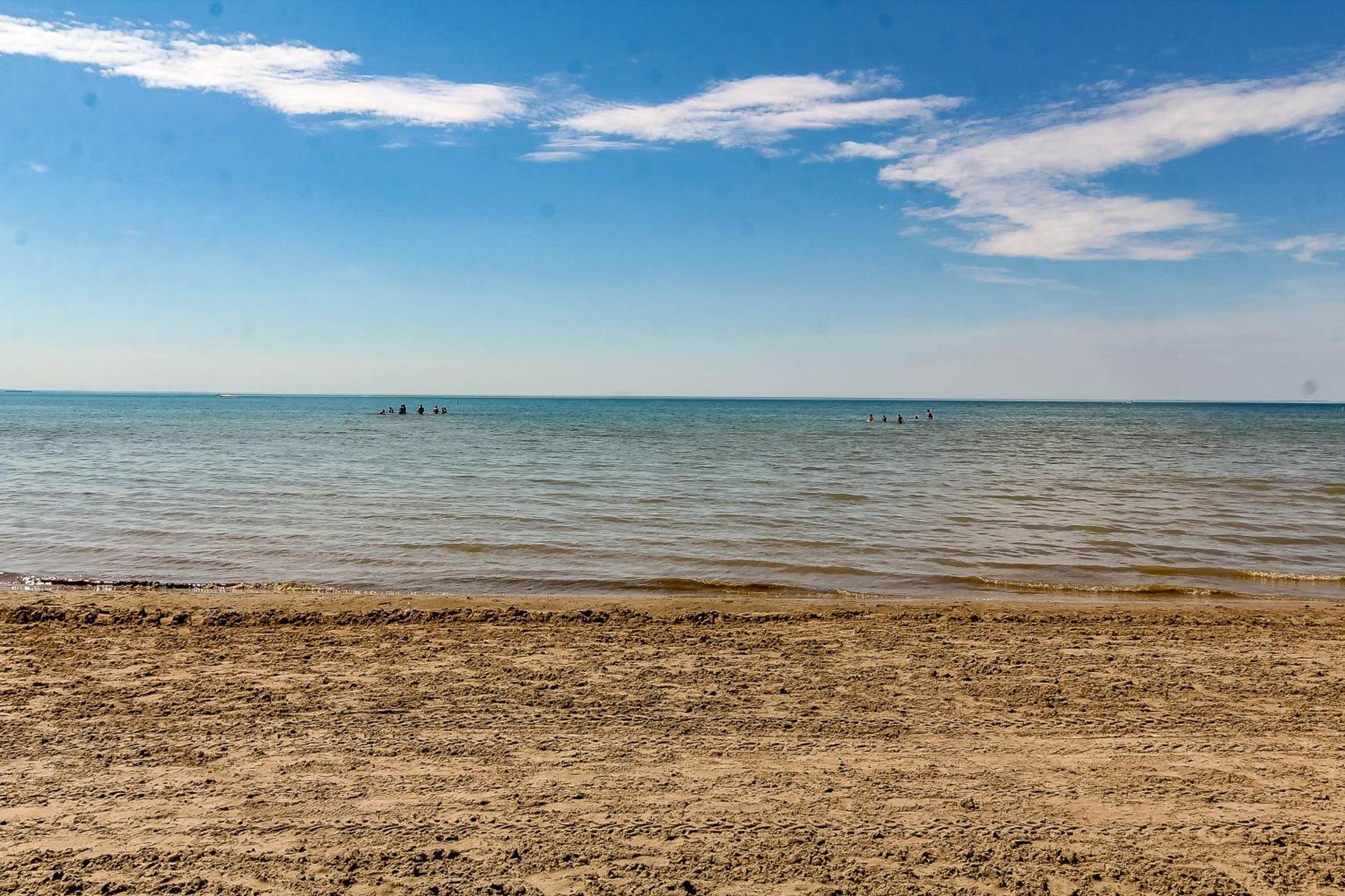 Adrian's Wasaga Rentals