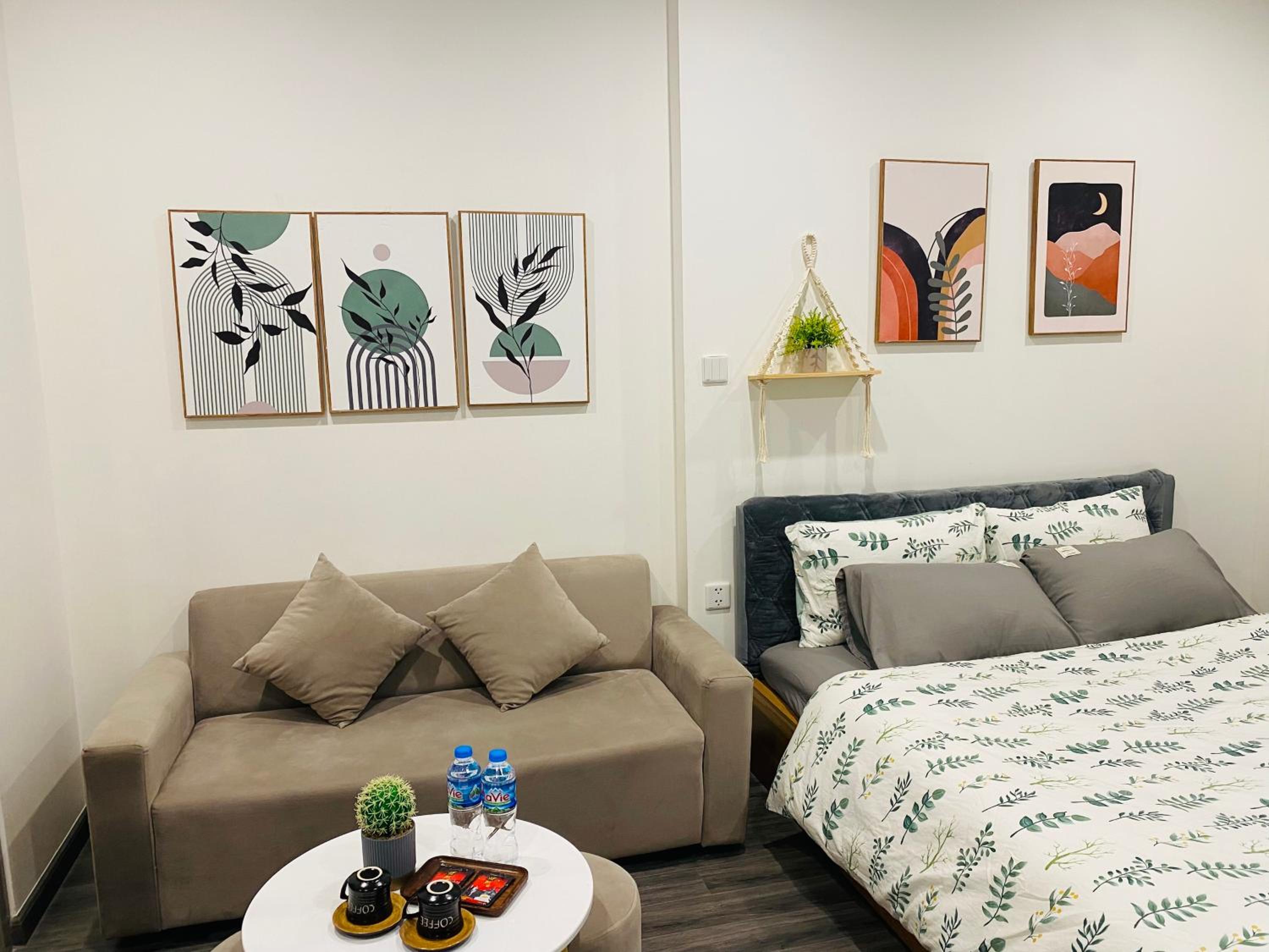 Cozy Studio Retreat